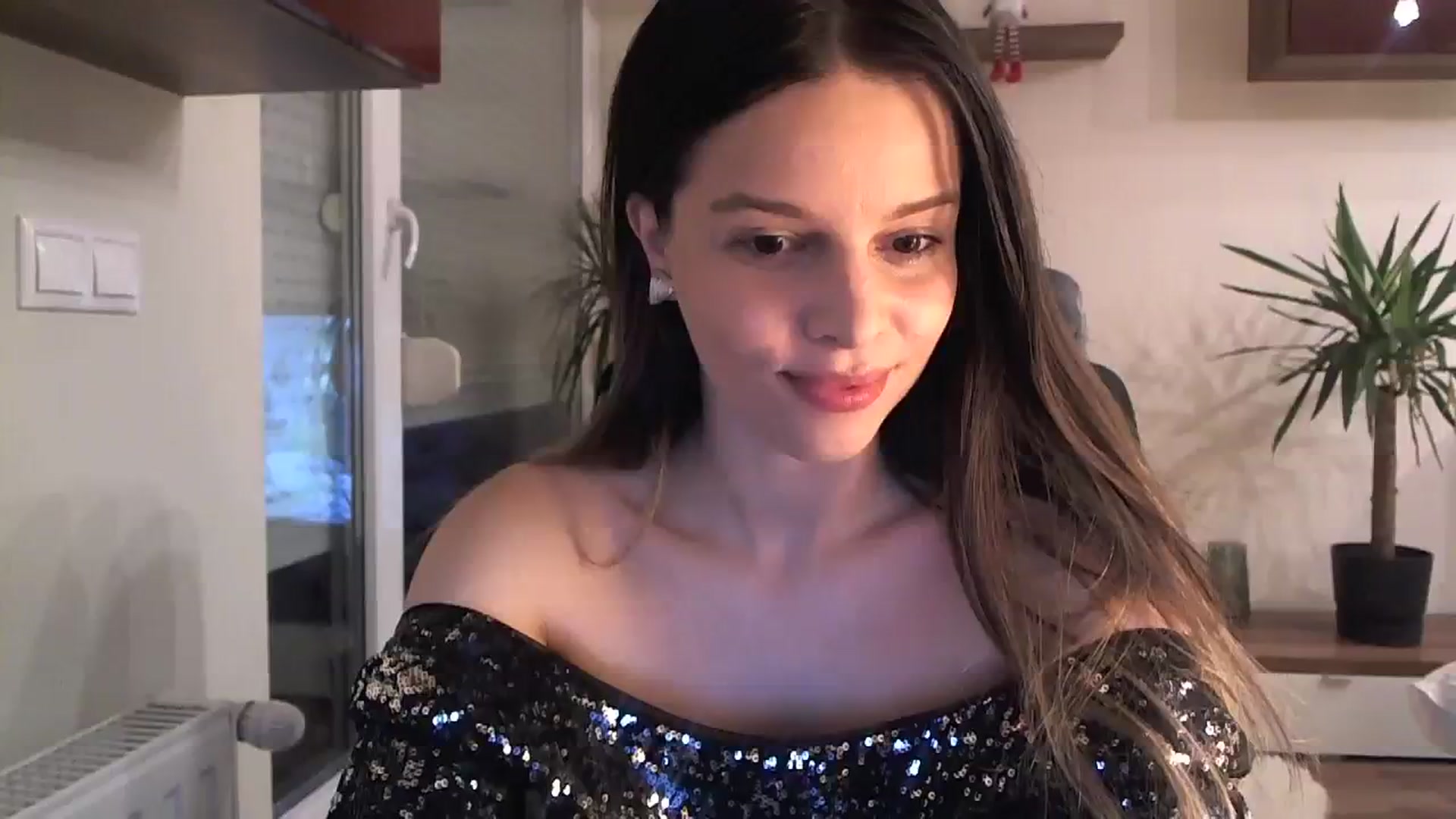 Gallery image thumbnail from Heaven_hot's myfreecams stream on, 12/24/2023, 15:54 image 7 of 20