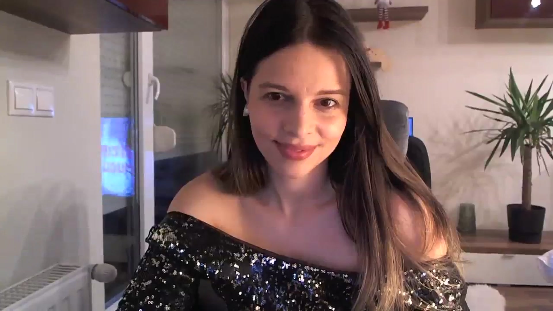 Gallery image thumbnail from Heaven_hot's myfreecams stream on, 12/24/2023, 15:54 image 5 of 20