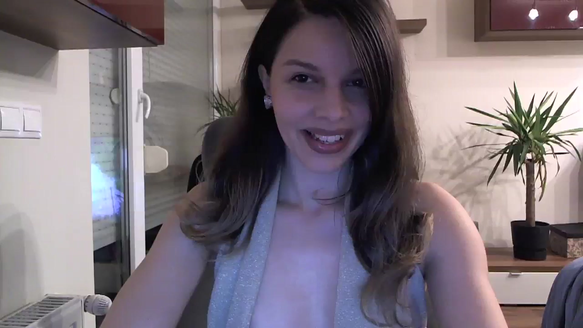 Gallery image thumbnail from Heaven_hot's myfreecams stream on, 01/01/2024, 17:00 image 1 of 20