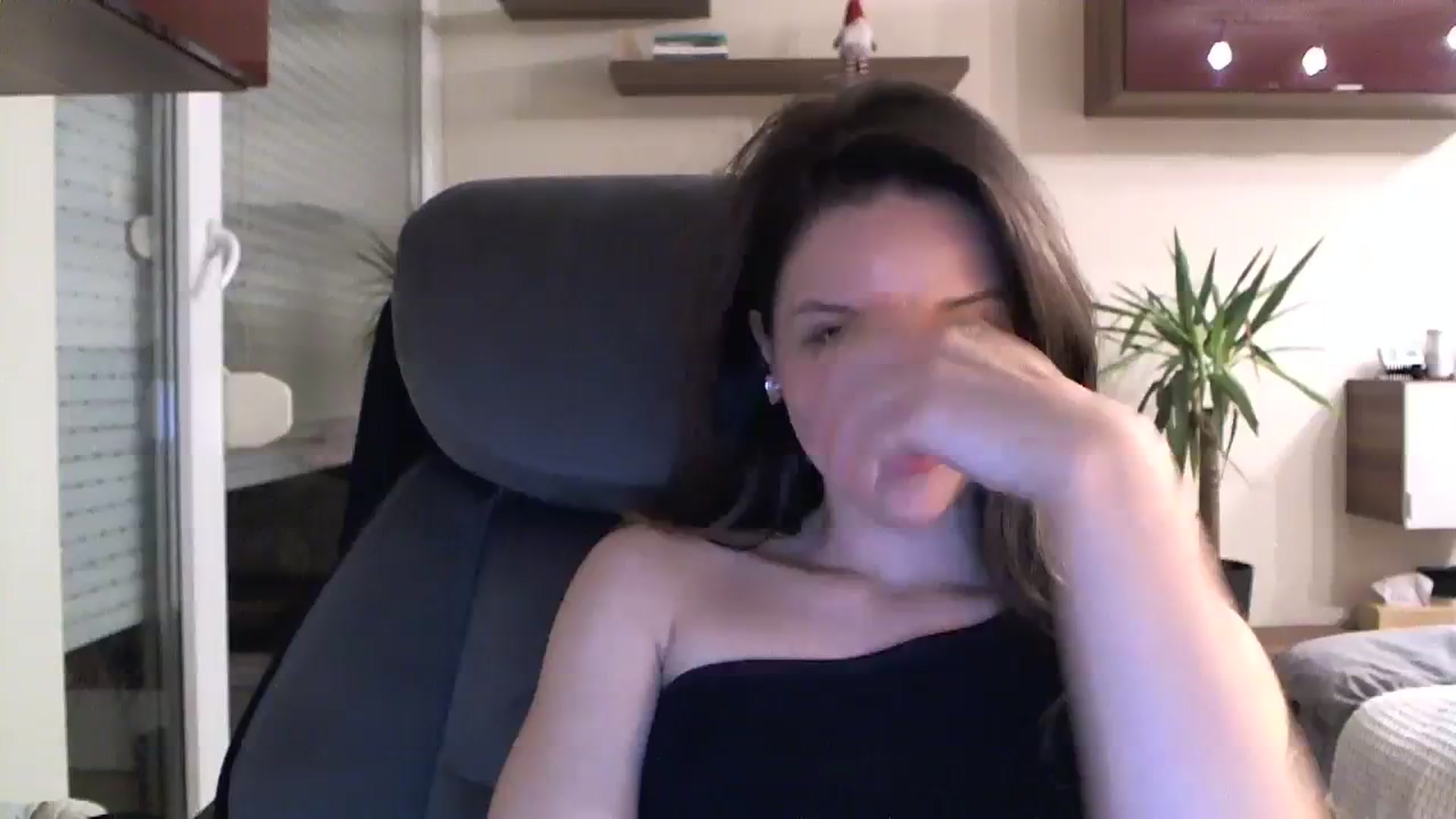 Gallery image thumbnail from Heaven_hot's myfreecams stream on, 01/18/2024, 16:54 image 1 of 20