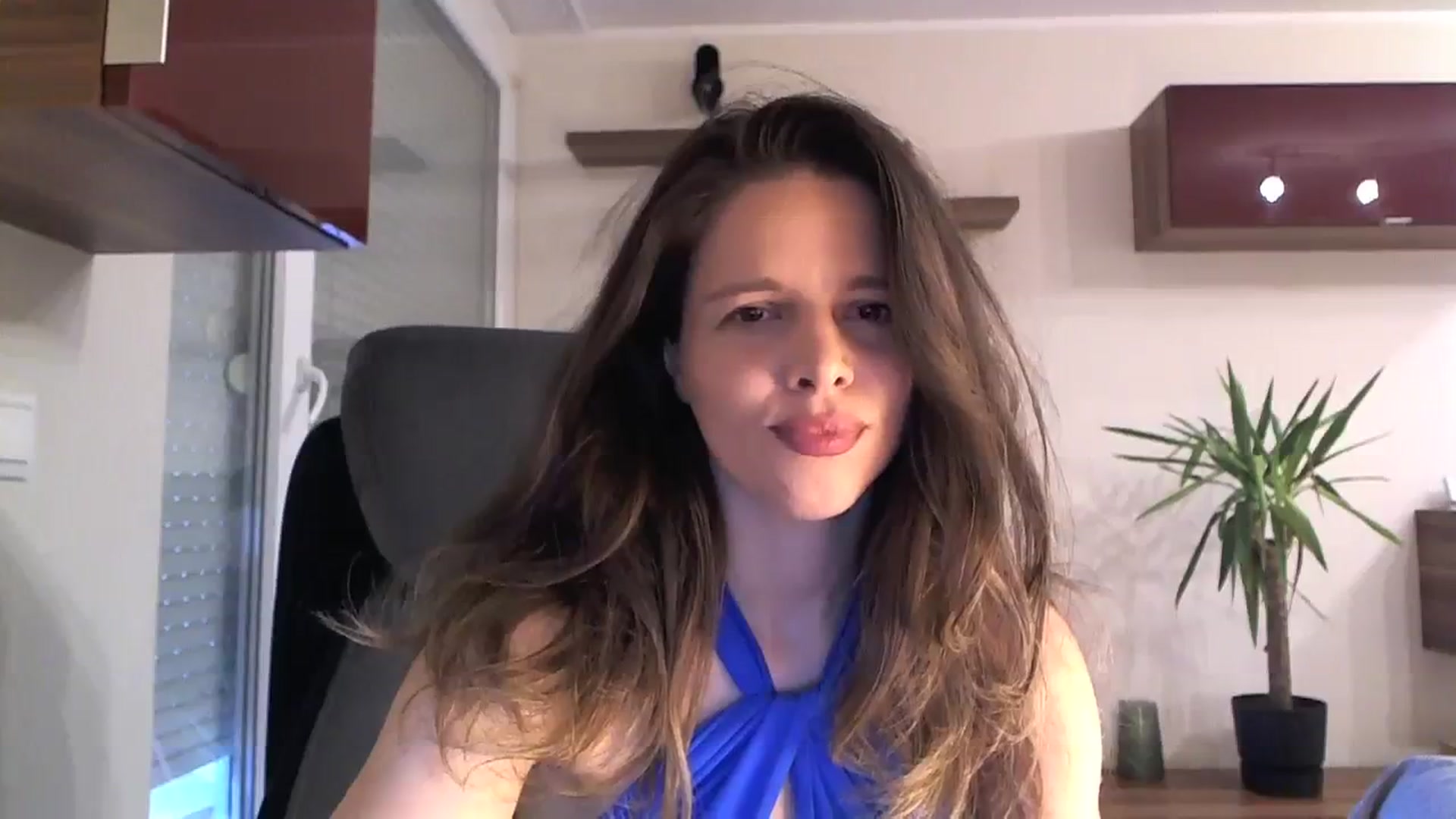 Gallery image thumbnail from Heaven_hot's myfreecams stream on, 01/19/2024, 12:56 image 3 of 20