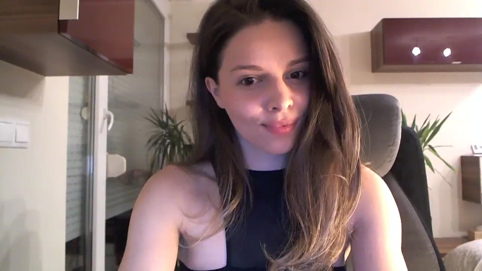 Gallery image thumbnail from Heaven_hot's myfreecams stream on, 01/23/2024, 16:51 image 9 of 20