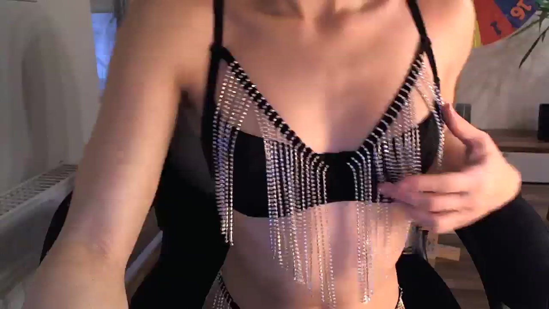 Gallery image thumbnail from Heaven_hot's myfreecams stream on, 01/27/2024, 15:51 image 14 of 20