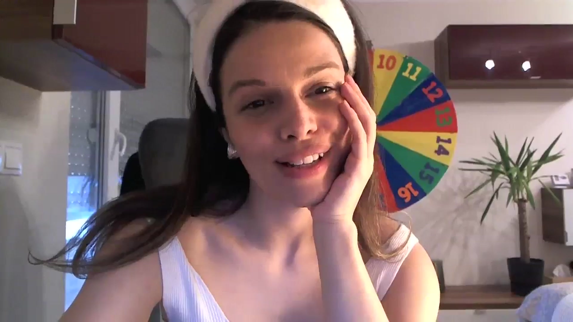 Gallery image thumbnail from Heaven_hot's myfreecams stream on, 01/28/2024, 15:58 image 8 of 20