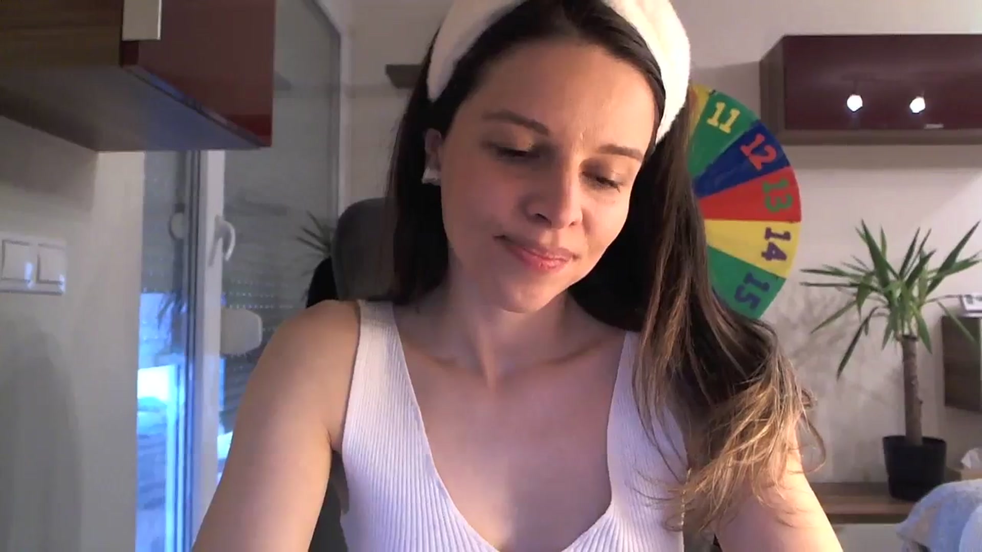 Gallery image thumbnail from Heaven_hot's myfreecams stream on, 01/28/2024, 15:58 image 9 of 20