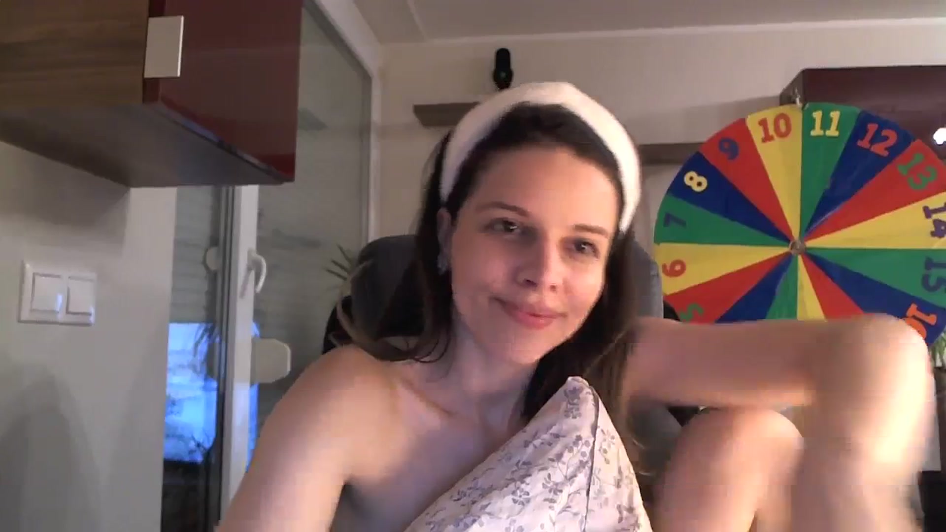 Gallery image thumbnail from Heaven_hot's myfreecams stream on, 01/28/2024, 16:27 image 16 of 20