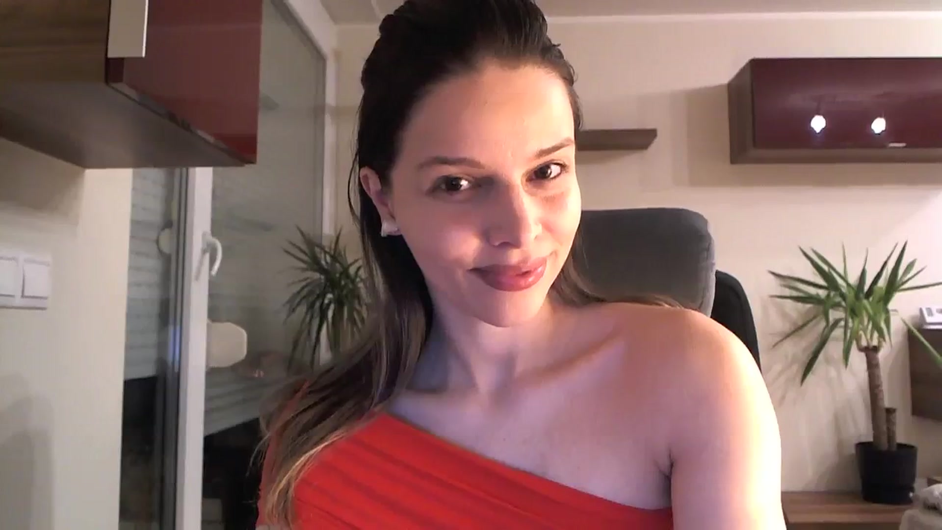 Gallery image thumbnail from Heaven_hot's myfreecams stream on, 02/01/2024, 17:39 image 3 of 20