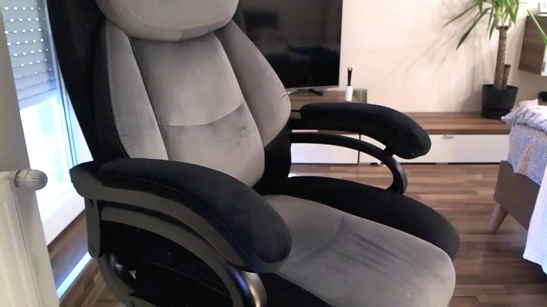 Gallery image thumbnail from Heaven_hot's myfreecams stream on, 02/03/2024, 15:02 image 19 of 20