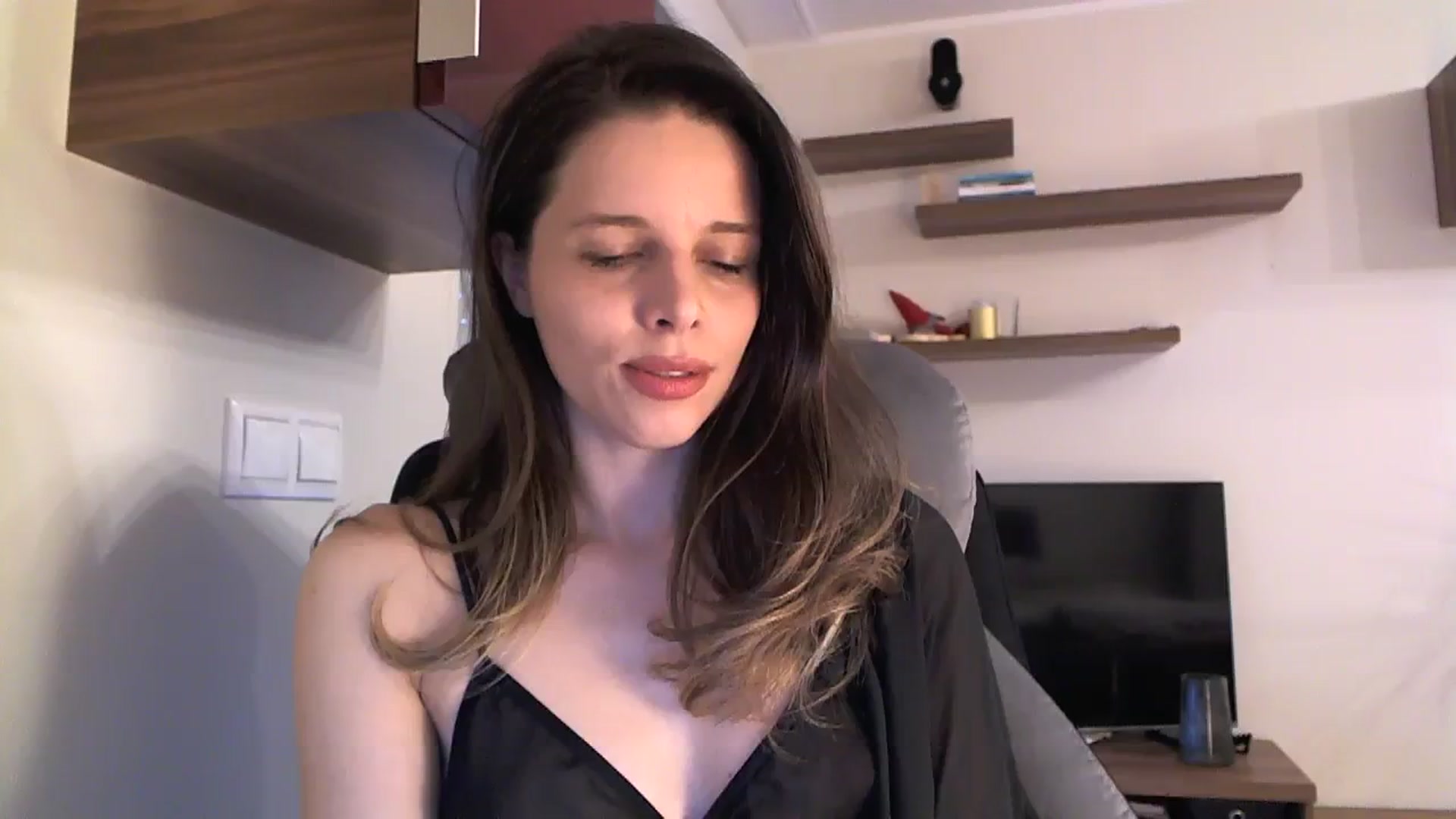 Gallery image thumbnail from Heaven_hot's myfreecams stream on, 02/08/2024, 15:27 image 1 of 20