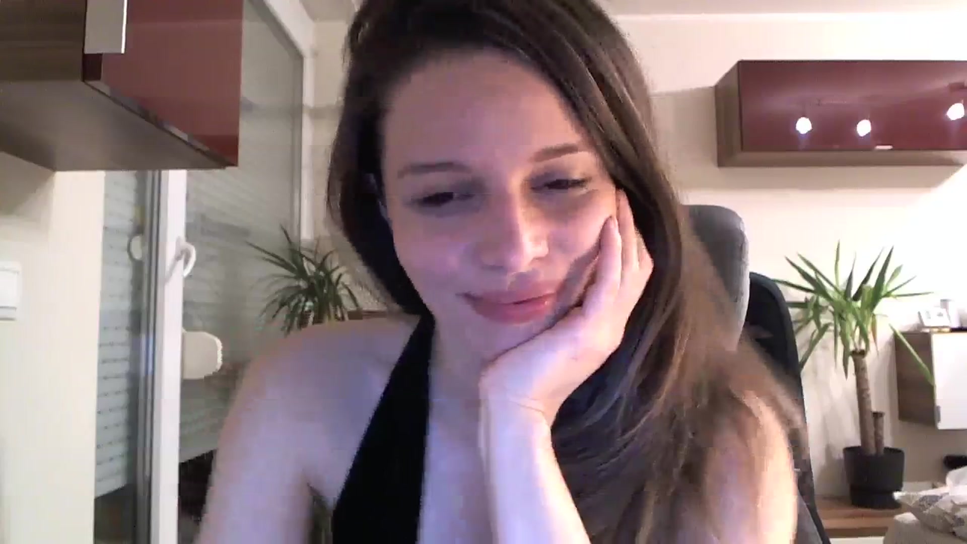 Gallery image thumbnail from Heaven_hot's myfreecams stream on, 02/10/2024, 18:06 image 14 of 20