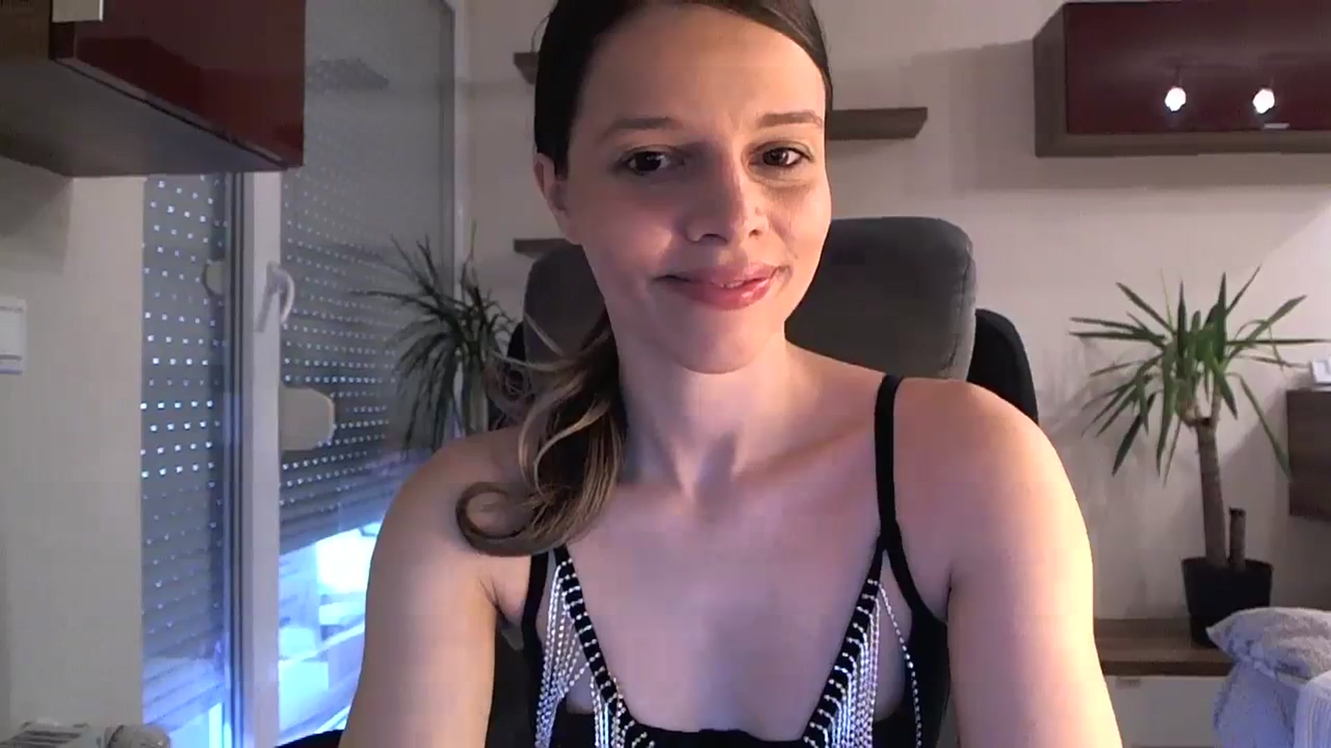 Gallery image thumbnail from Heaven_hot's myfreecams stream on, 02/25/2024, 15:09 image 7 of 20