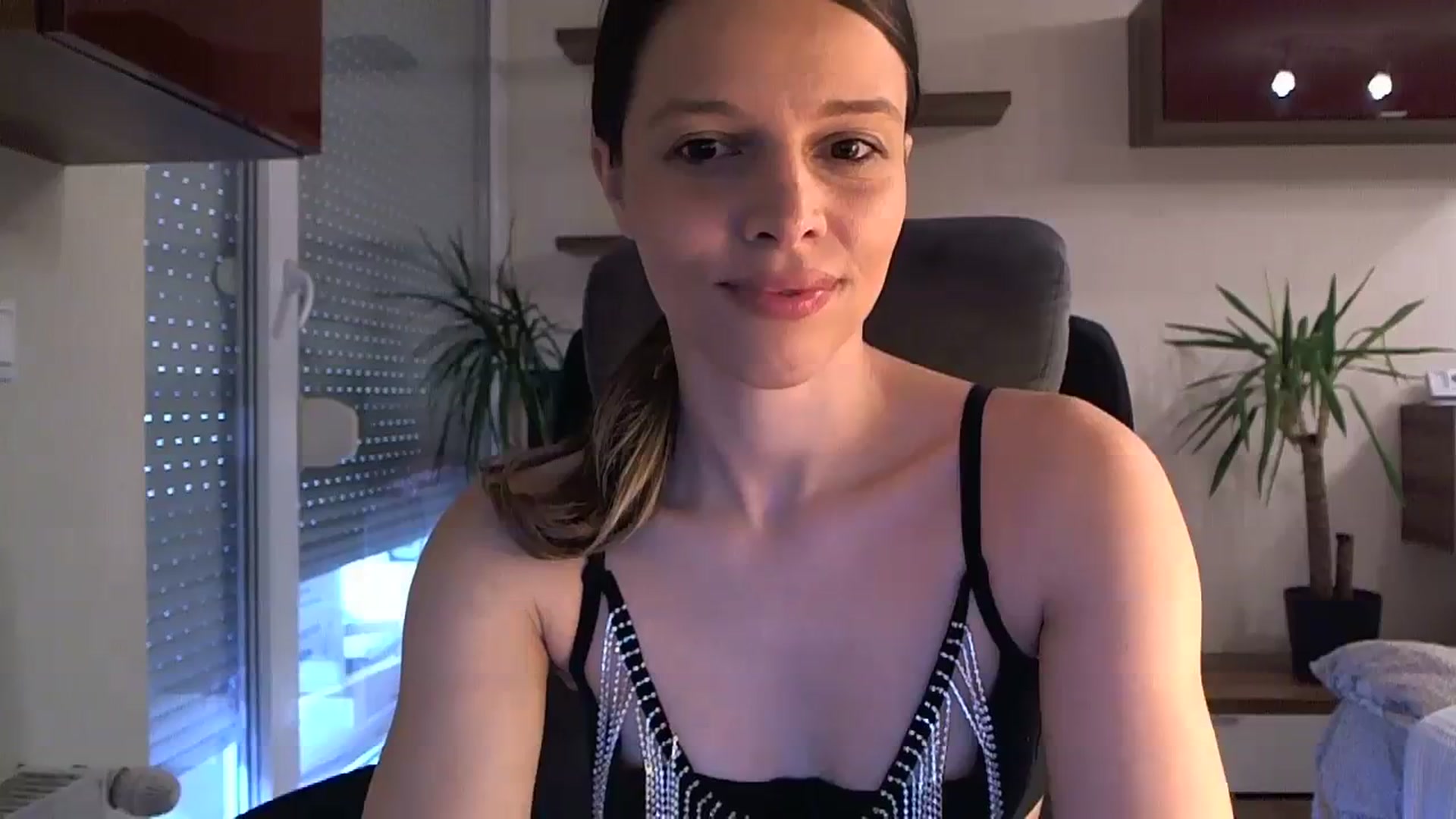Gallery image thumbnail from Heaven_hot's myfreecams stream on, 02/25/2024, 15:09 image 12 of 20