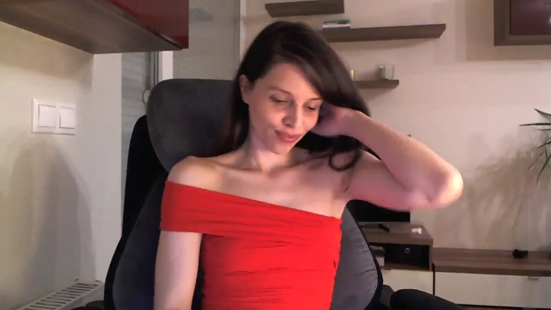 Gallery image thumbnail from Heaven_hot's myfreecams stream on, 03/06/2024, 17:21 image 19 of 20
