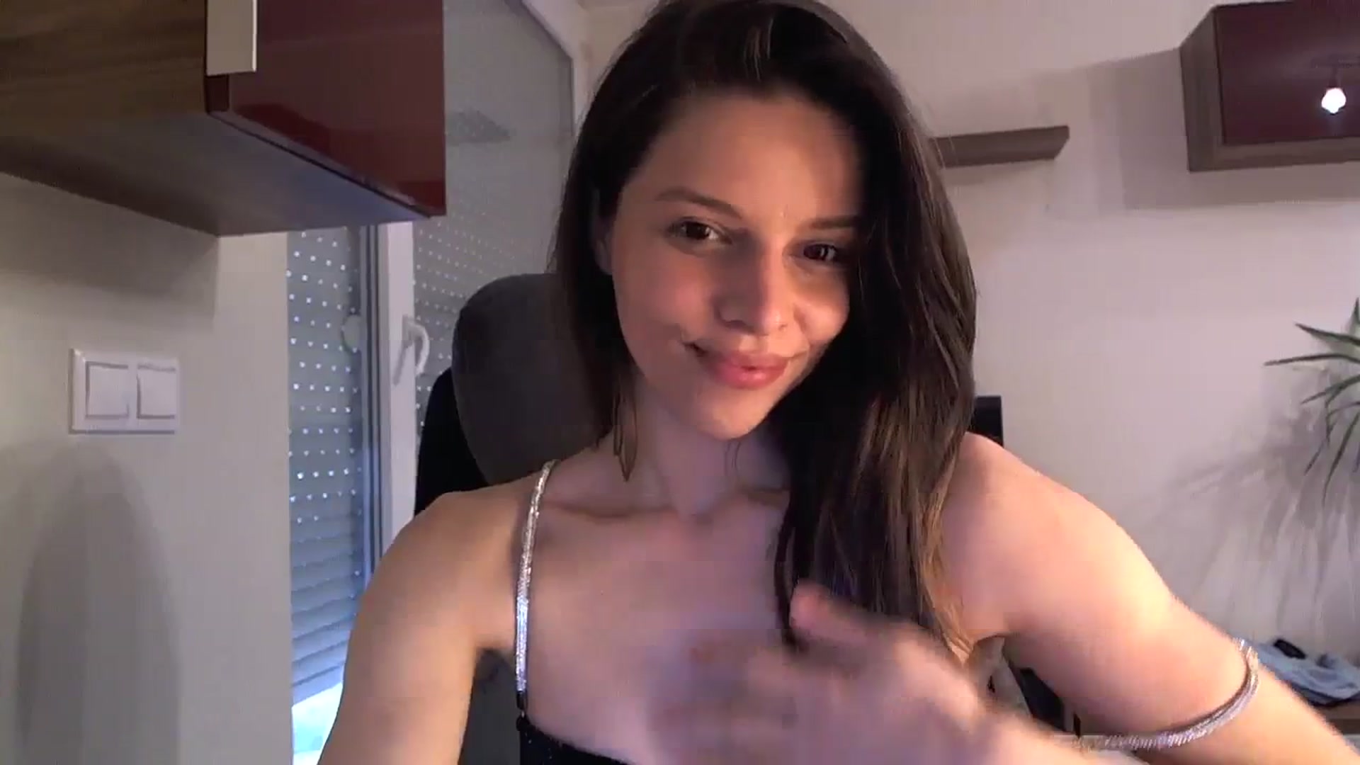 Gallery image thumbnail from Heaven_hot's myfreecams stream on, 03/10/2024, 14:10 image 14 of 20