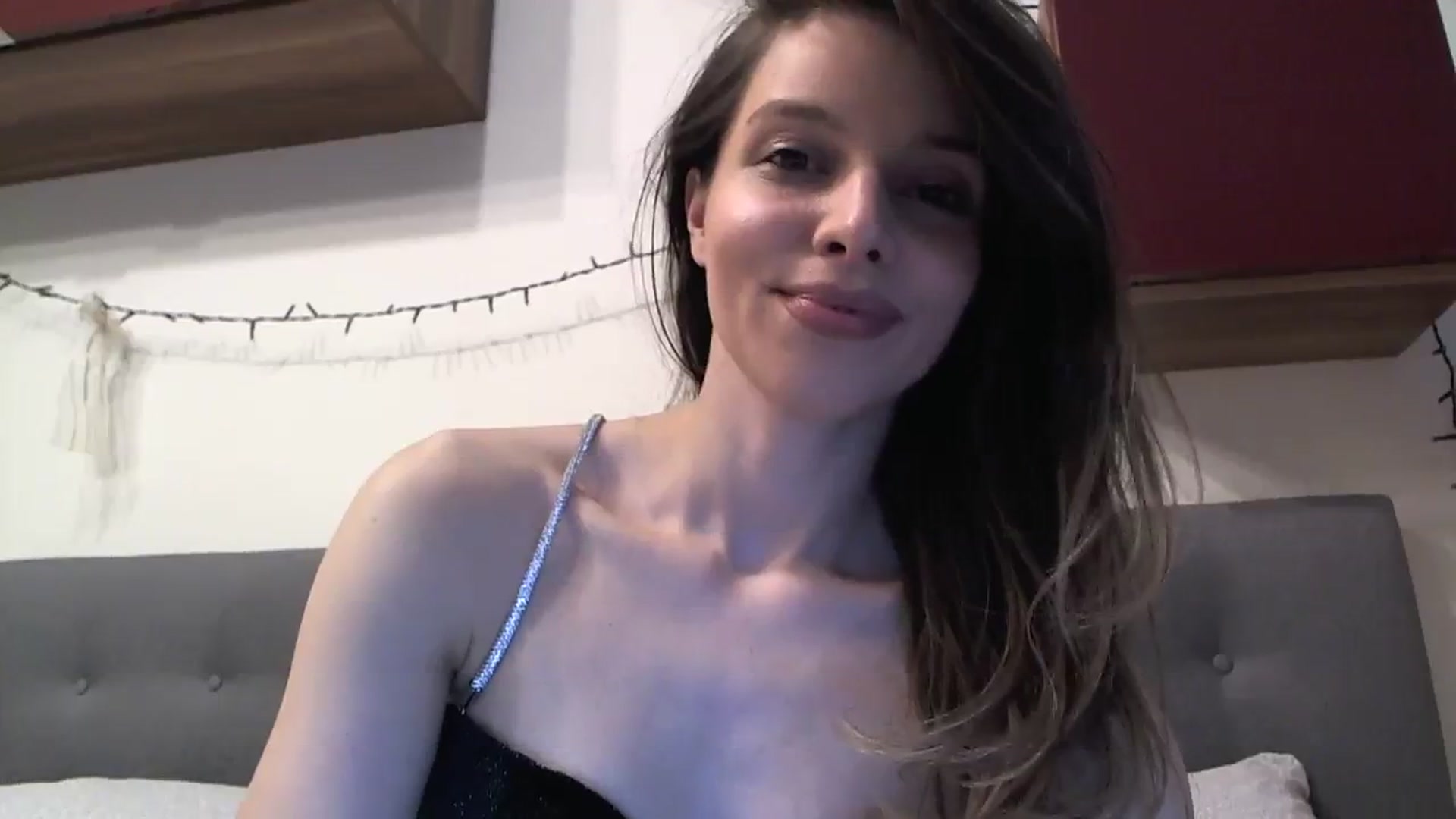 Gallery image thumbnail from Heaven_hot's myfreecams stream on, 03/10/2024, 14:10 image 3 of 20