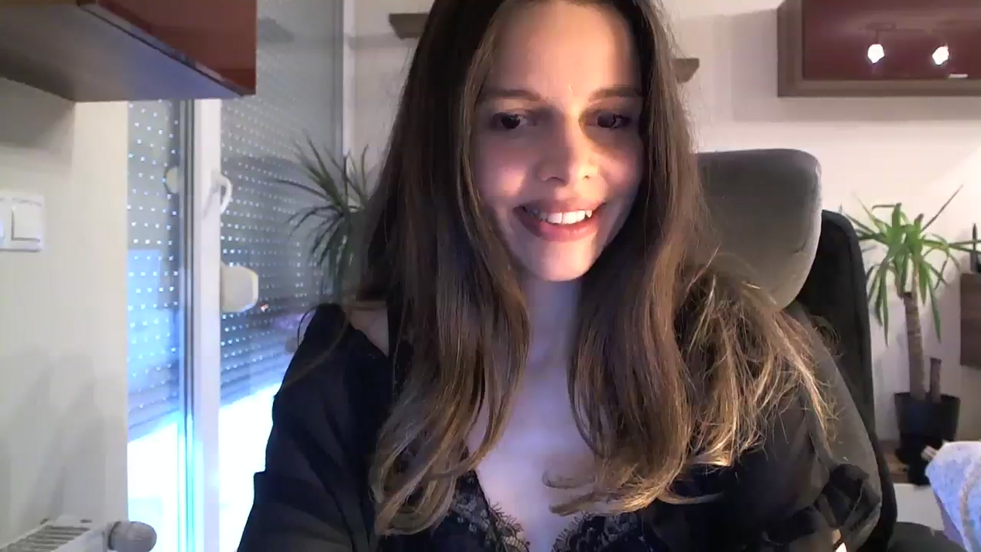 Gallery image thumbnail from Heaven_hot's myfreecams stream on, 03/17/2024, 15:53 image 17 of 20