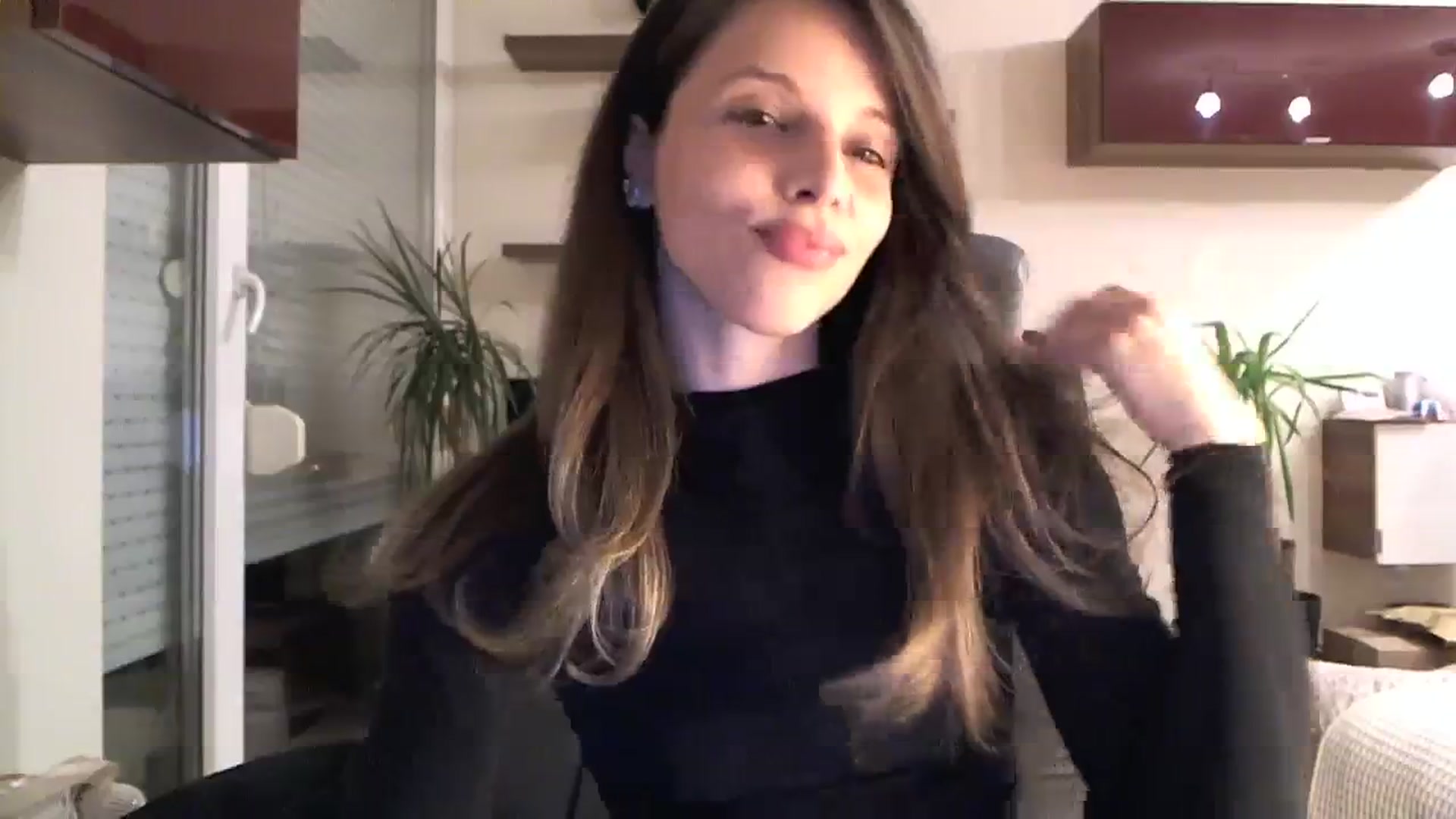 Gallery image thumbnail from Heaven_hot's myfreecams stream on, 03/20/2024, 18:07 image 3 of 20