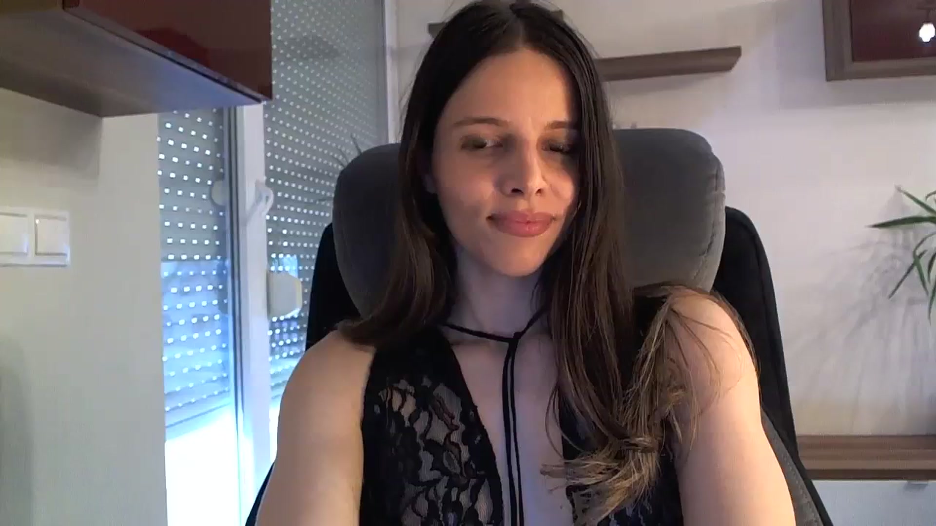 Gallery image thumbnail from Heaven_hot's myfreecams stream on, 03/23/2024, 15:25 image 16 of 20