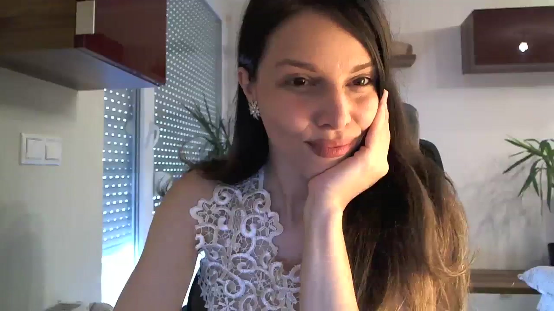 Gallery image thumbnail from Heaven_hot's myfreecams stream on, 04/11/2024, 15:17 image 4 of 20