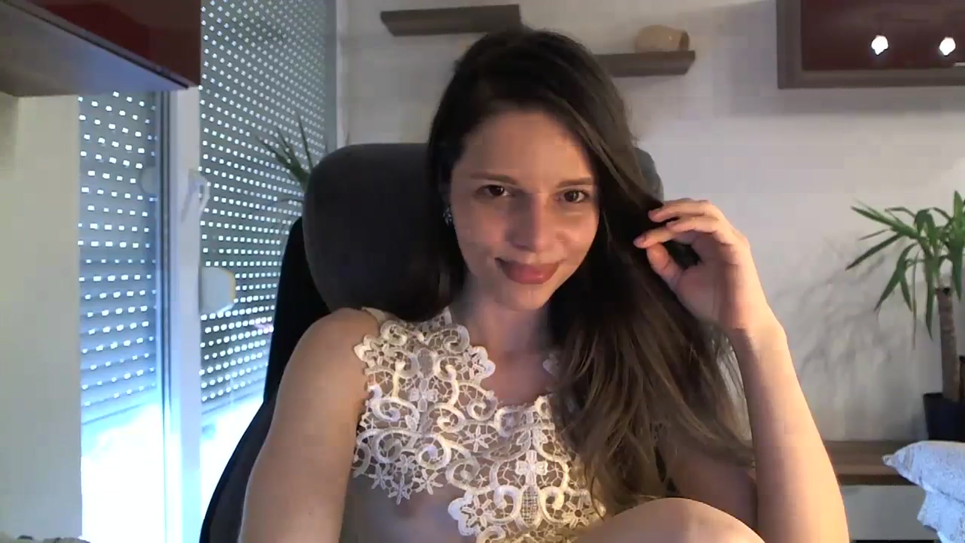 Gallery image thumbnail from Heaven_hot's myfreecams stream on, 04/11/2024, 15:17 image 9 of 20