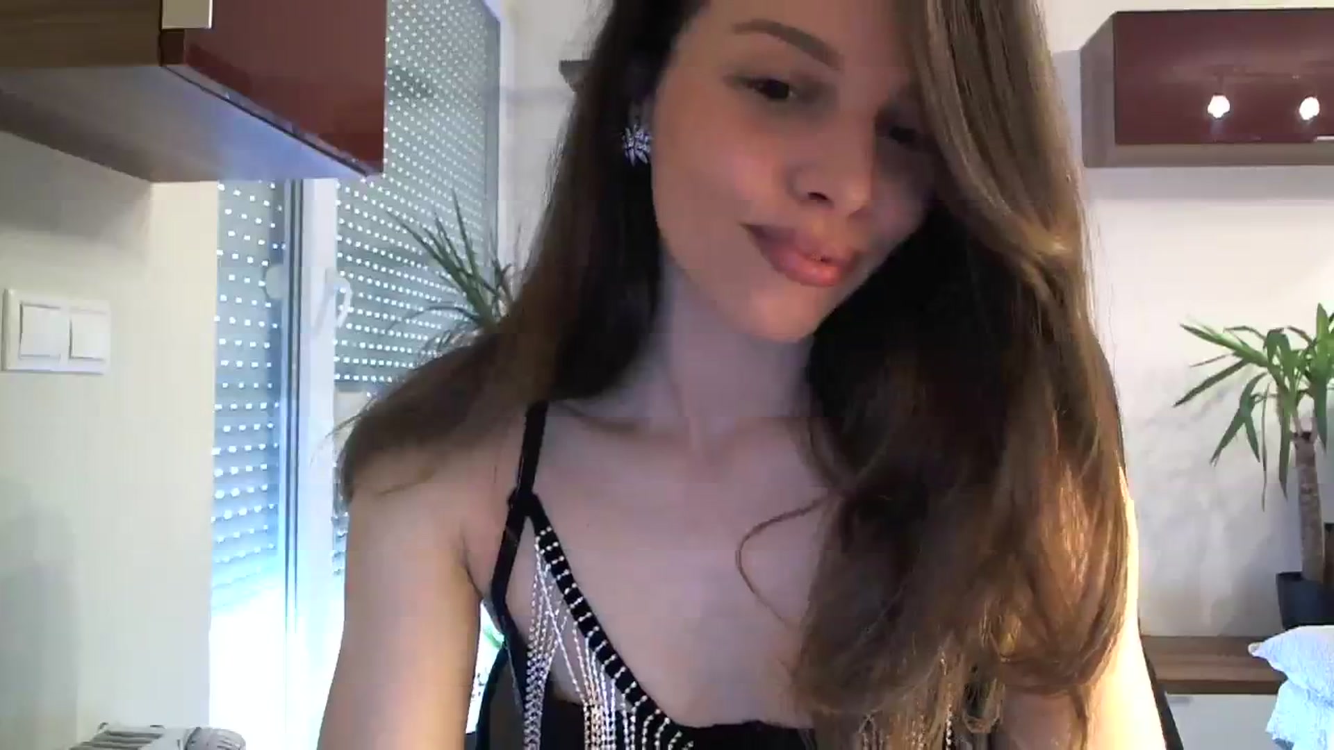 Gallery image thumbnail from Heaven_hot's myfreecams stream on, 04/12/2024, 15:03 image 2 of 20