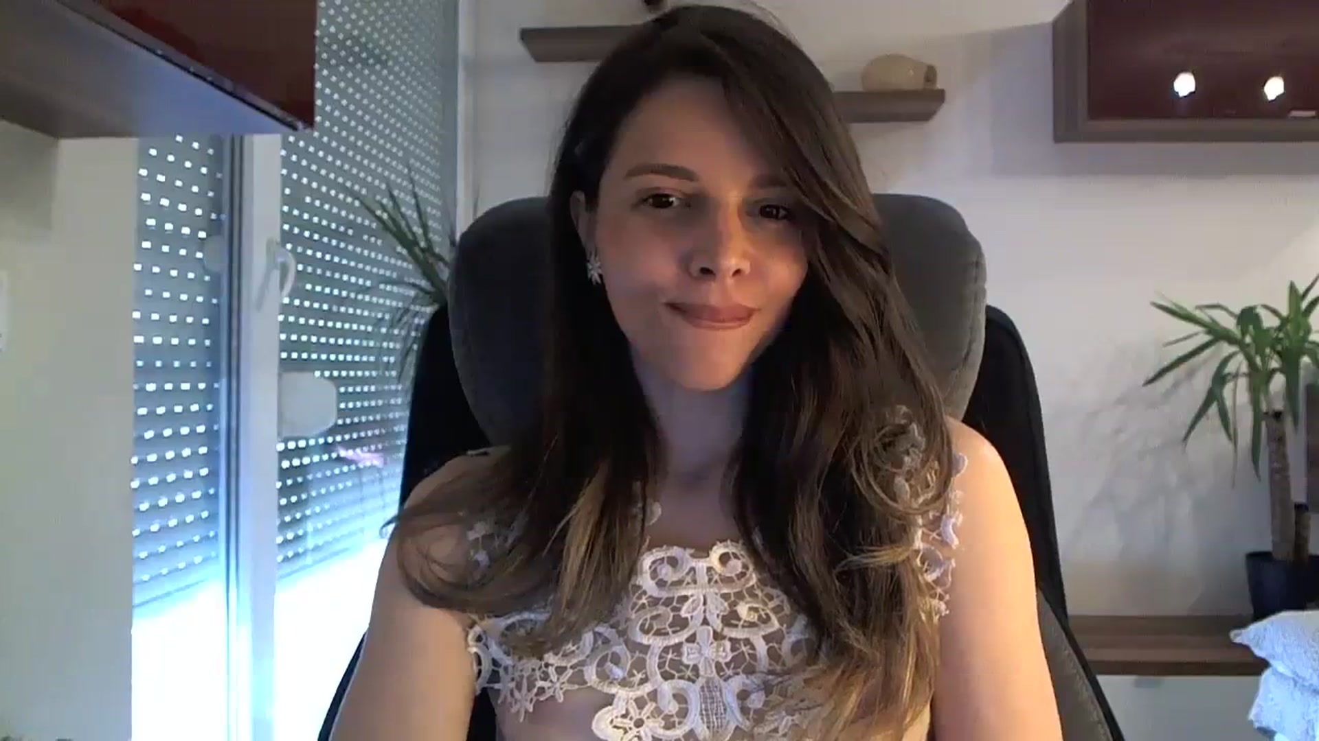 Gallery image thumbnail from Heaven_hot's myfreecams stream on, 04/12/2024, 15:03 image 13 of 20