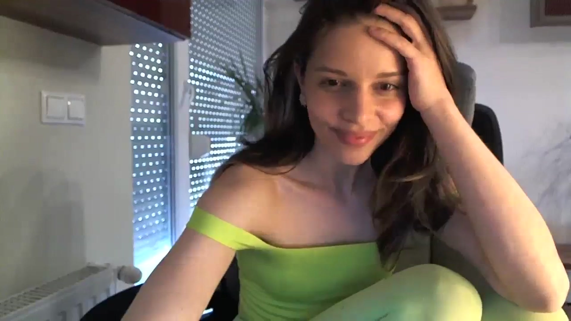 Gallery image thumbnail from Heaven_hot's myfreecams stream on, 04/13/2024, 15:56 image 11 of 20