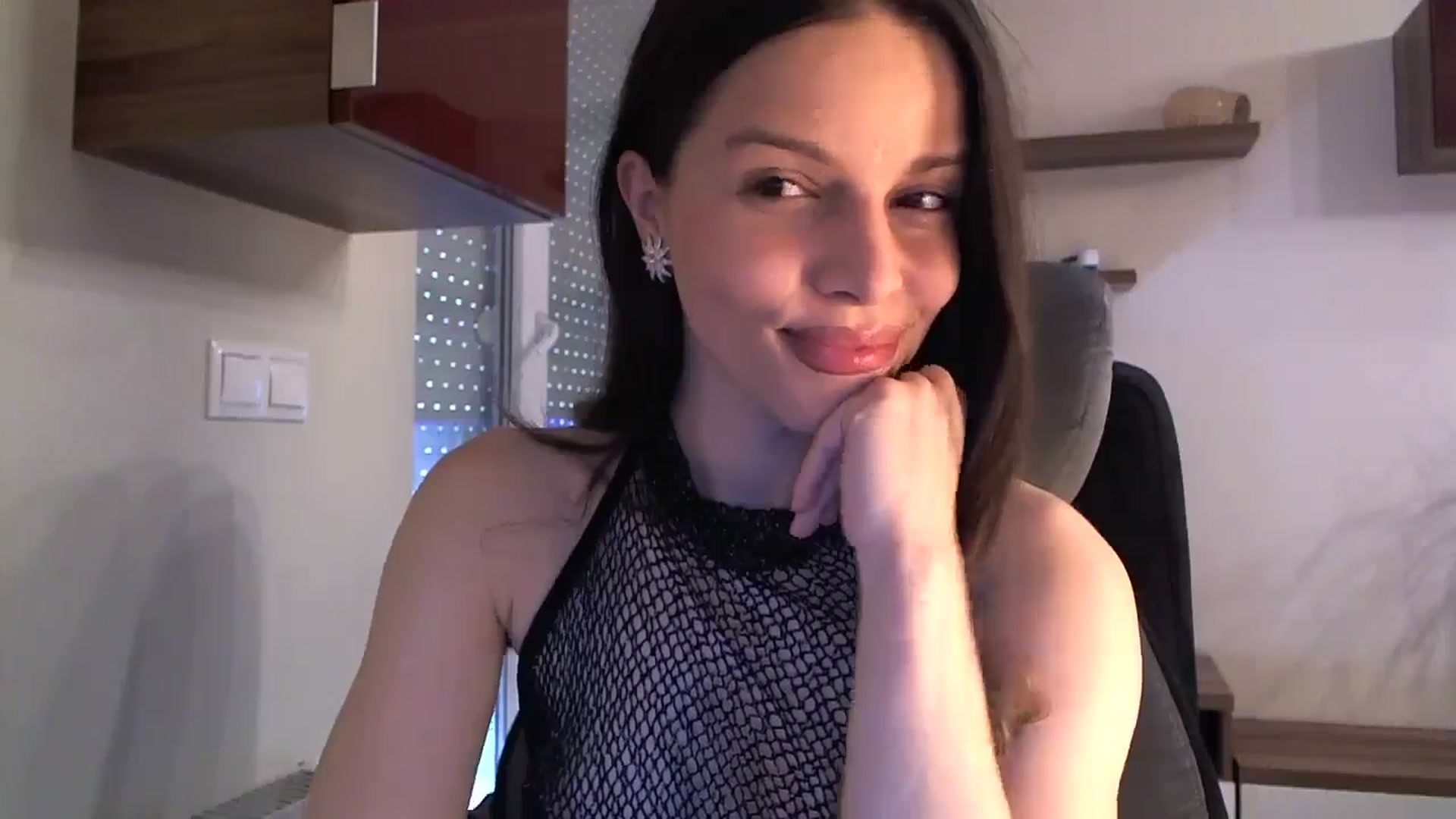 Gallery image thumbnail from Heaven_hot's myfreecams stream on, 04/18/2024, 14:30 image 10 of 20