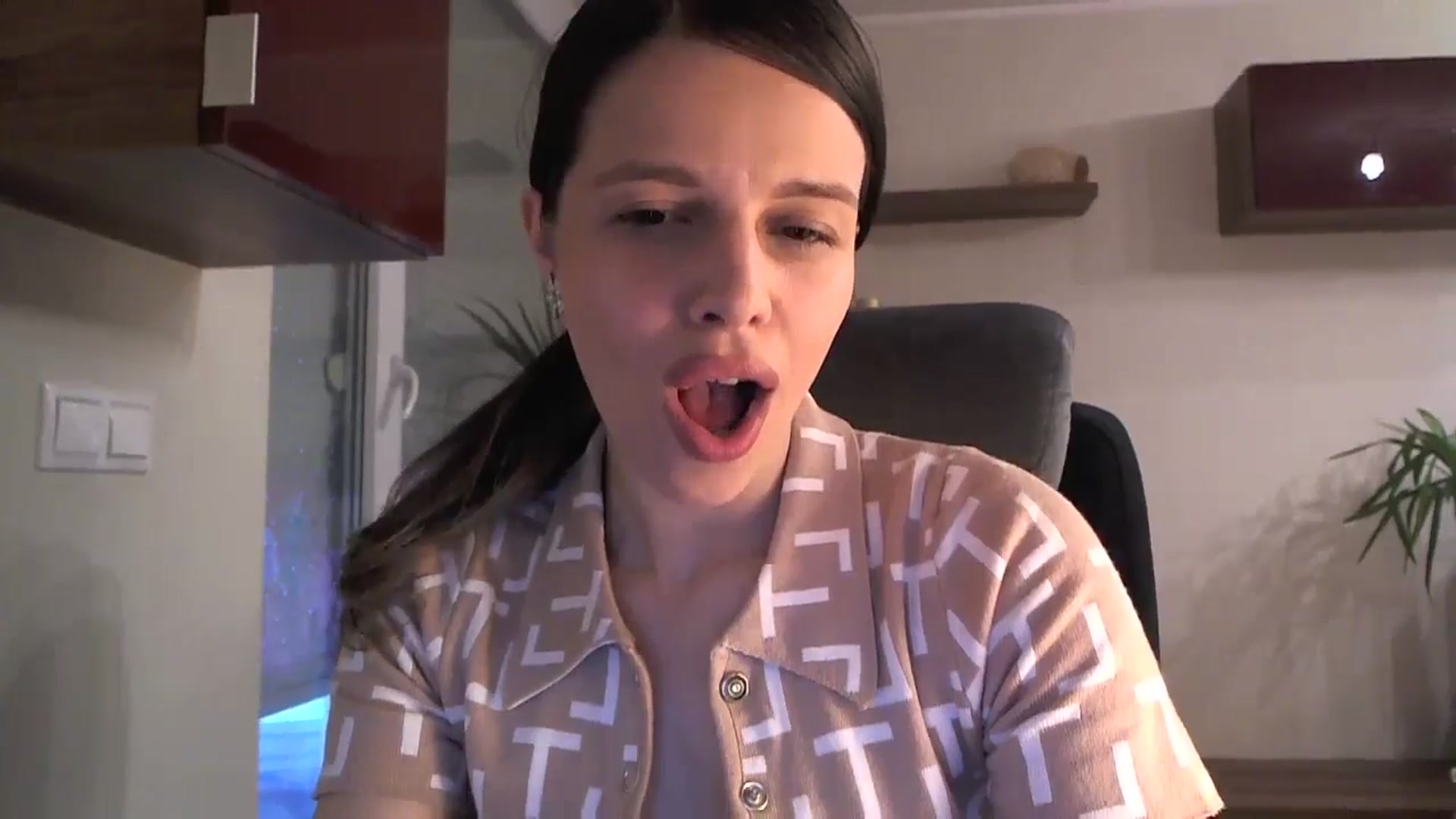 Gallery image thumbnail from Heaven_hot's myfreecams stream on, 04/26/2024, 17:45 image 7 of 20