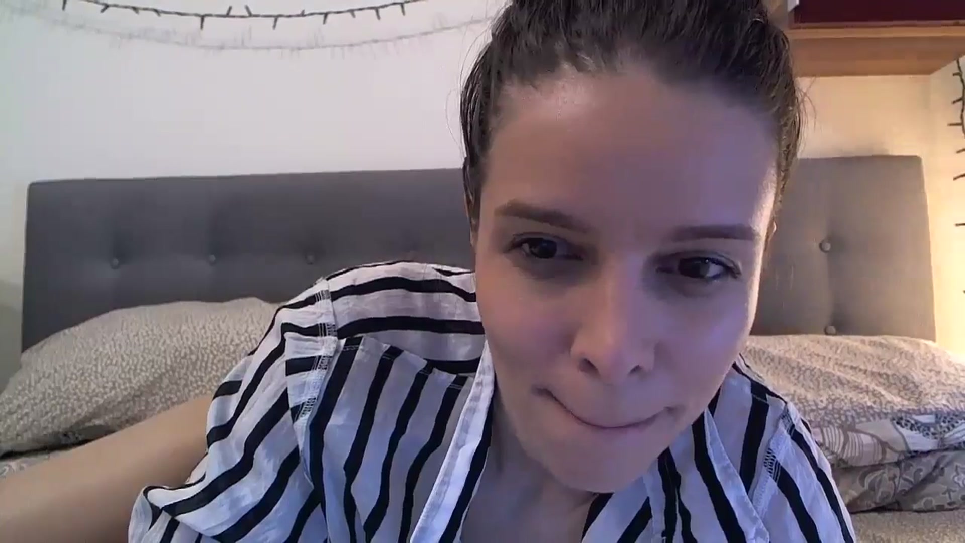 Gallery image thumbnail from Heaven_hot's myfreecams stream on, 04/27/2024, 16:29 image 8 of 20