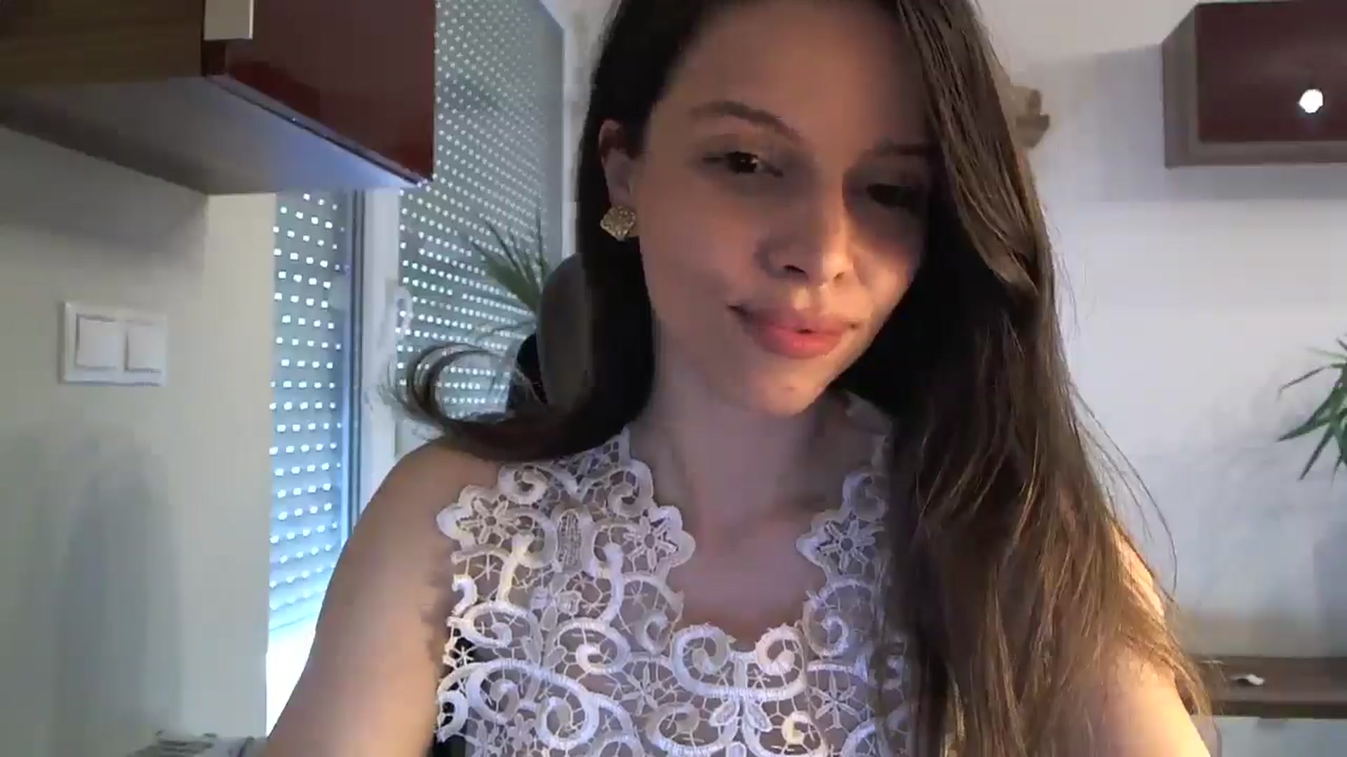 Gallery image thumbnail from Heaven_hot's myfreecams stream on, 05/03/2024, 15:30 image 14 of 20