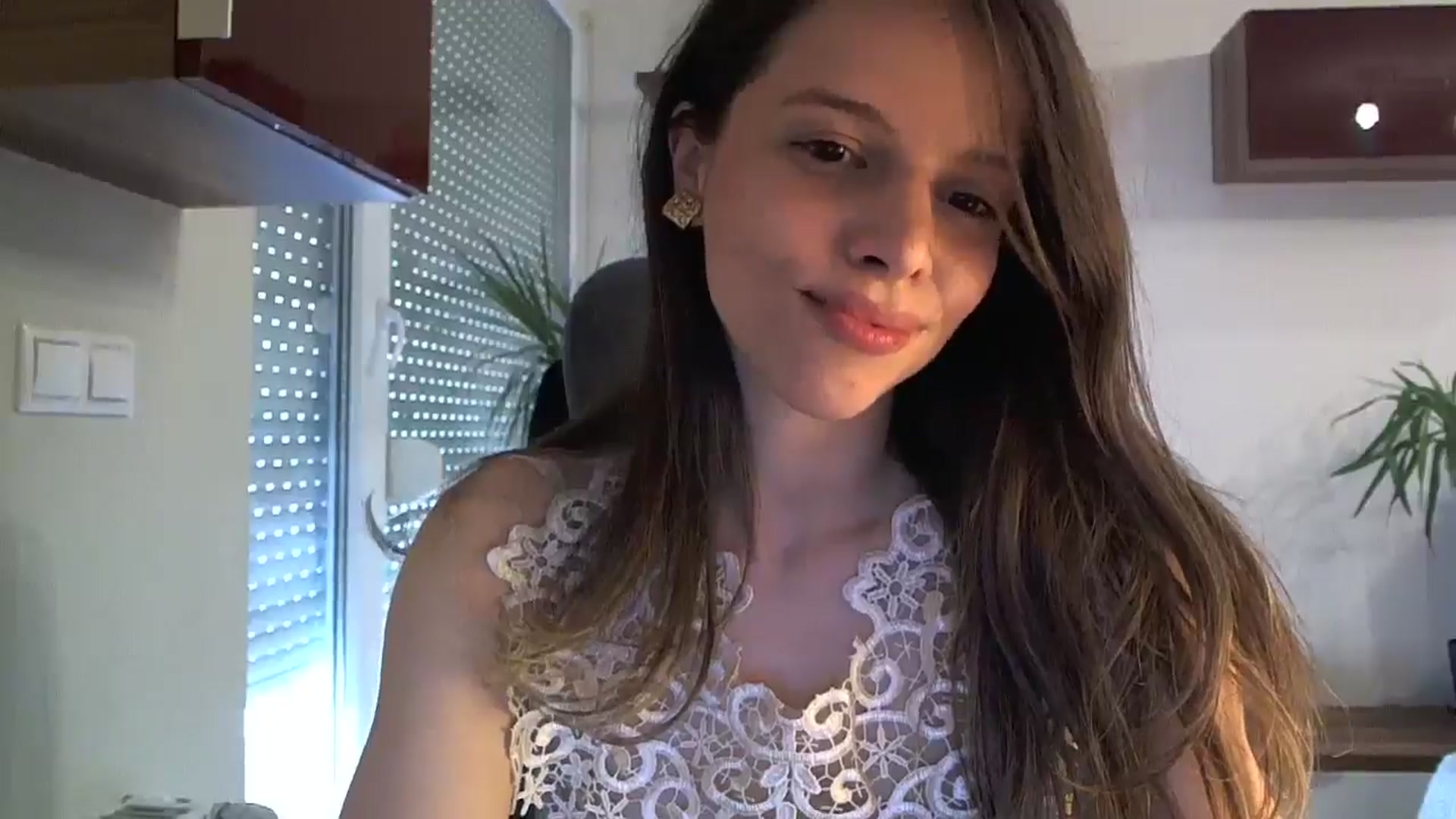 Gallery image thumbnail from Heaven_hot's myfreecams stream on, 05/03/2024, 15:30 image 16 of 20