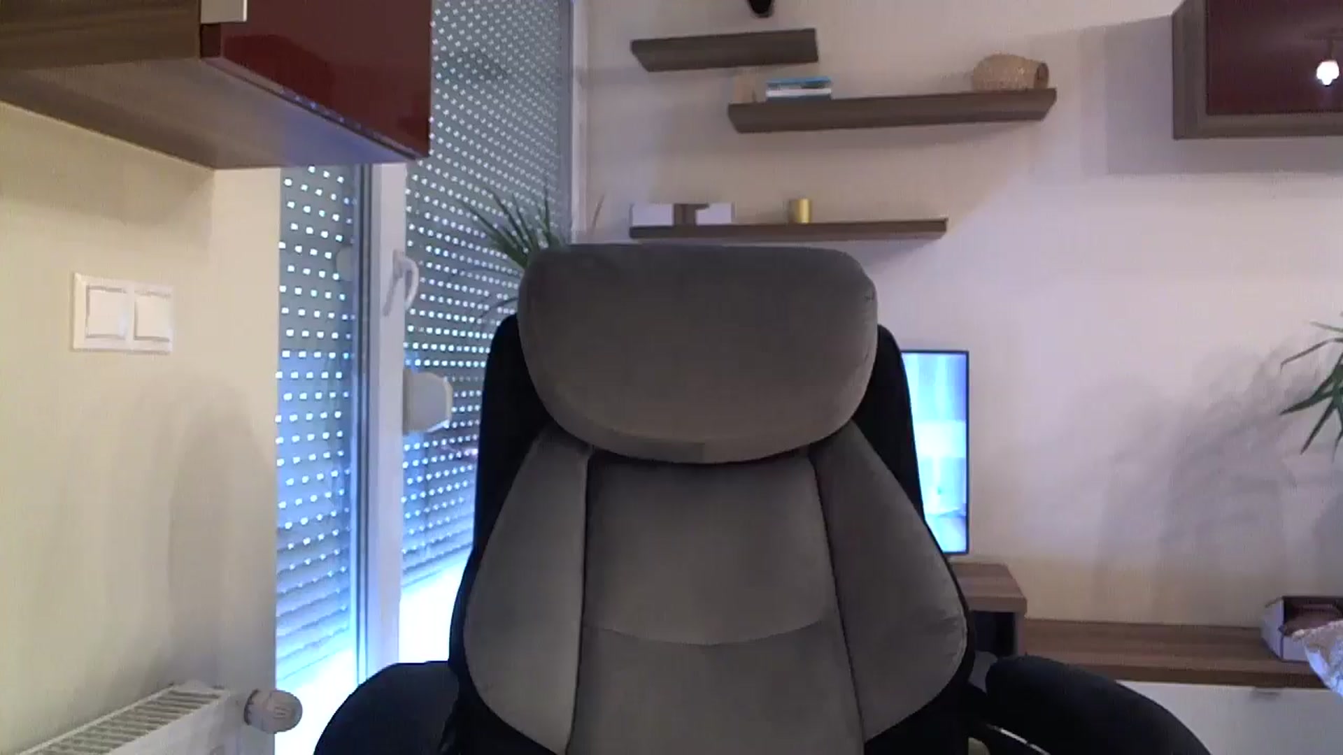 Gallery image thumbnail from Heaven_hot's myfreecams stream on, 05/04/2024, 13:53 image 13 of 20
