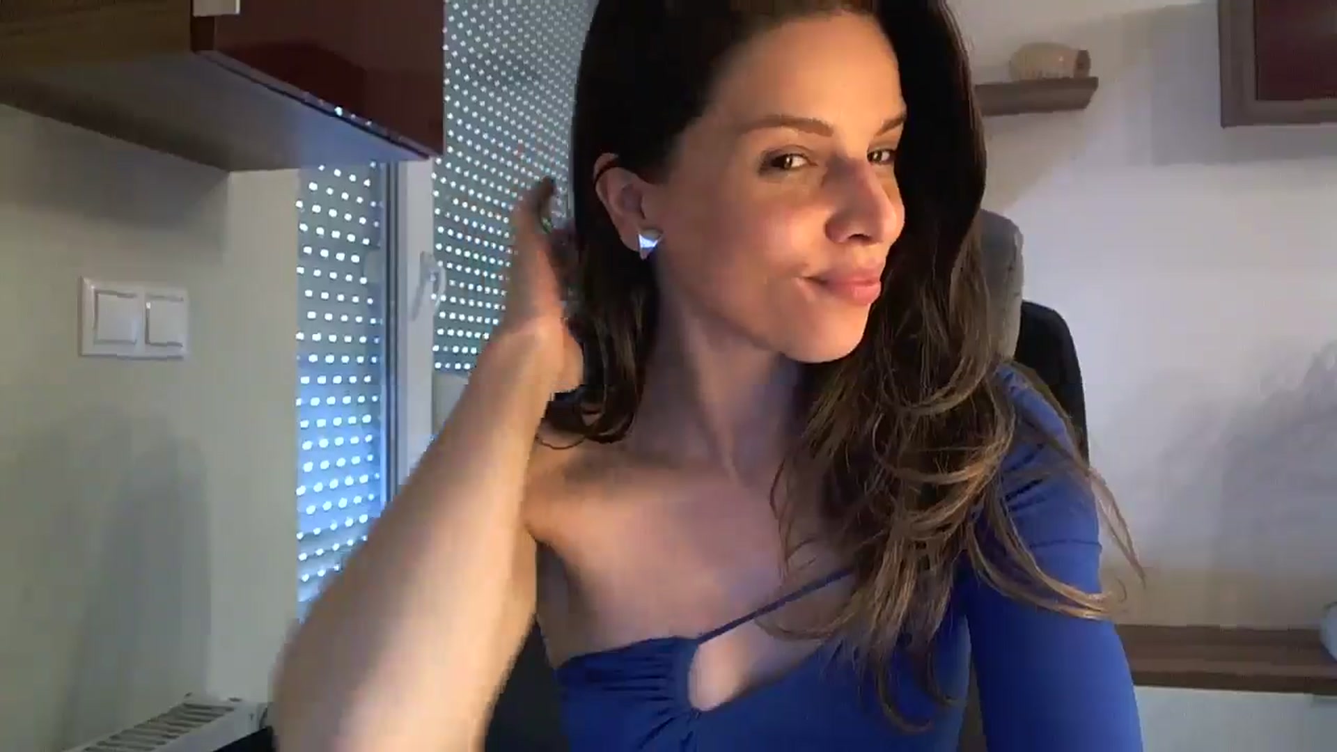 Gallery image thumbnail from Heaven_hot's myfreecams stream on, 05/04/2024, 14:40 image 12 of 20