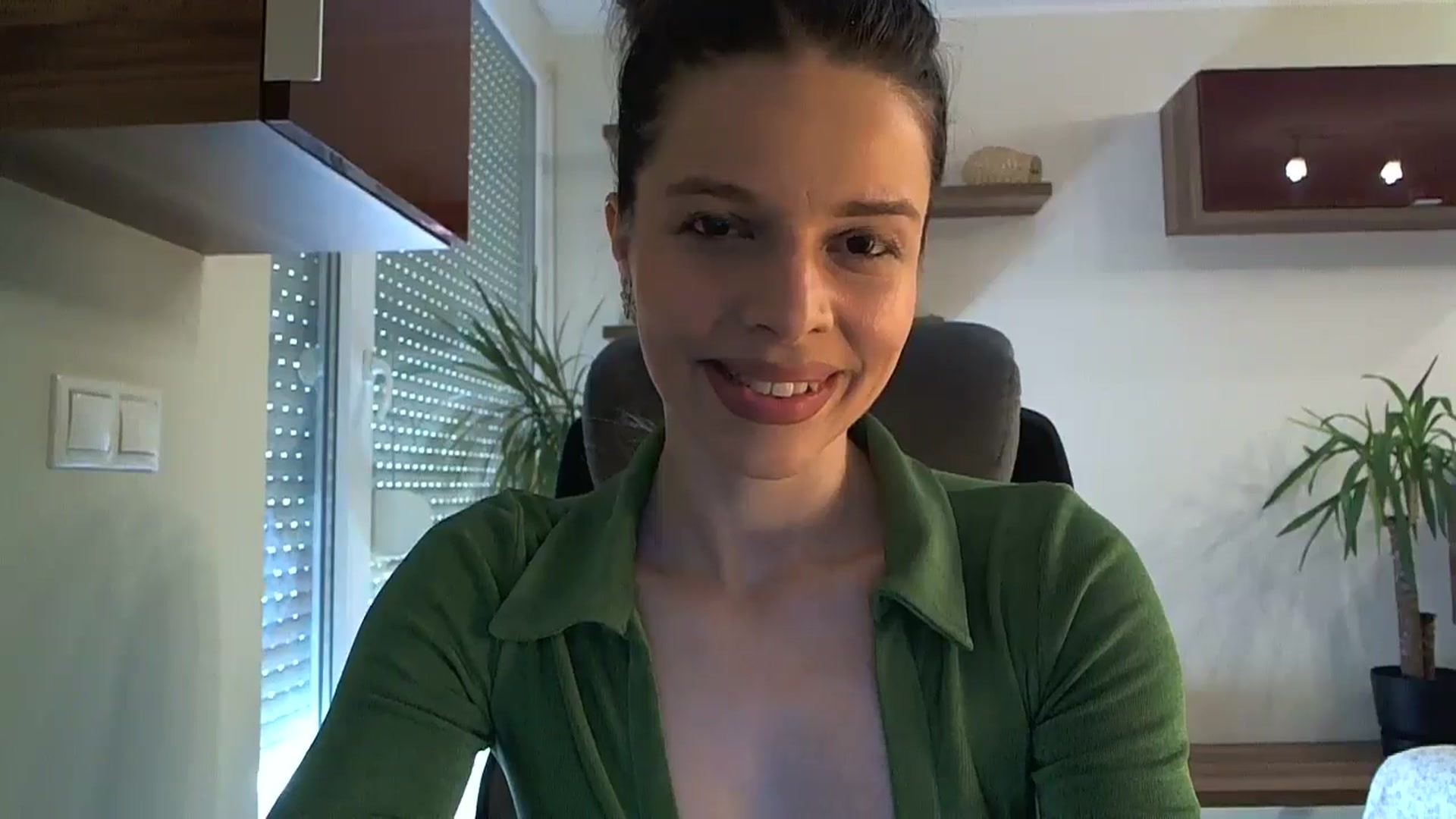 Gallery image thumbnail from Heaven_hot's myfreecams stream on, 05/17/2024, 16:09 image 5 of 20