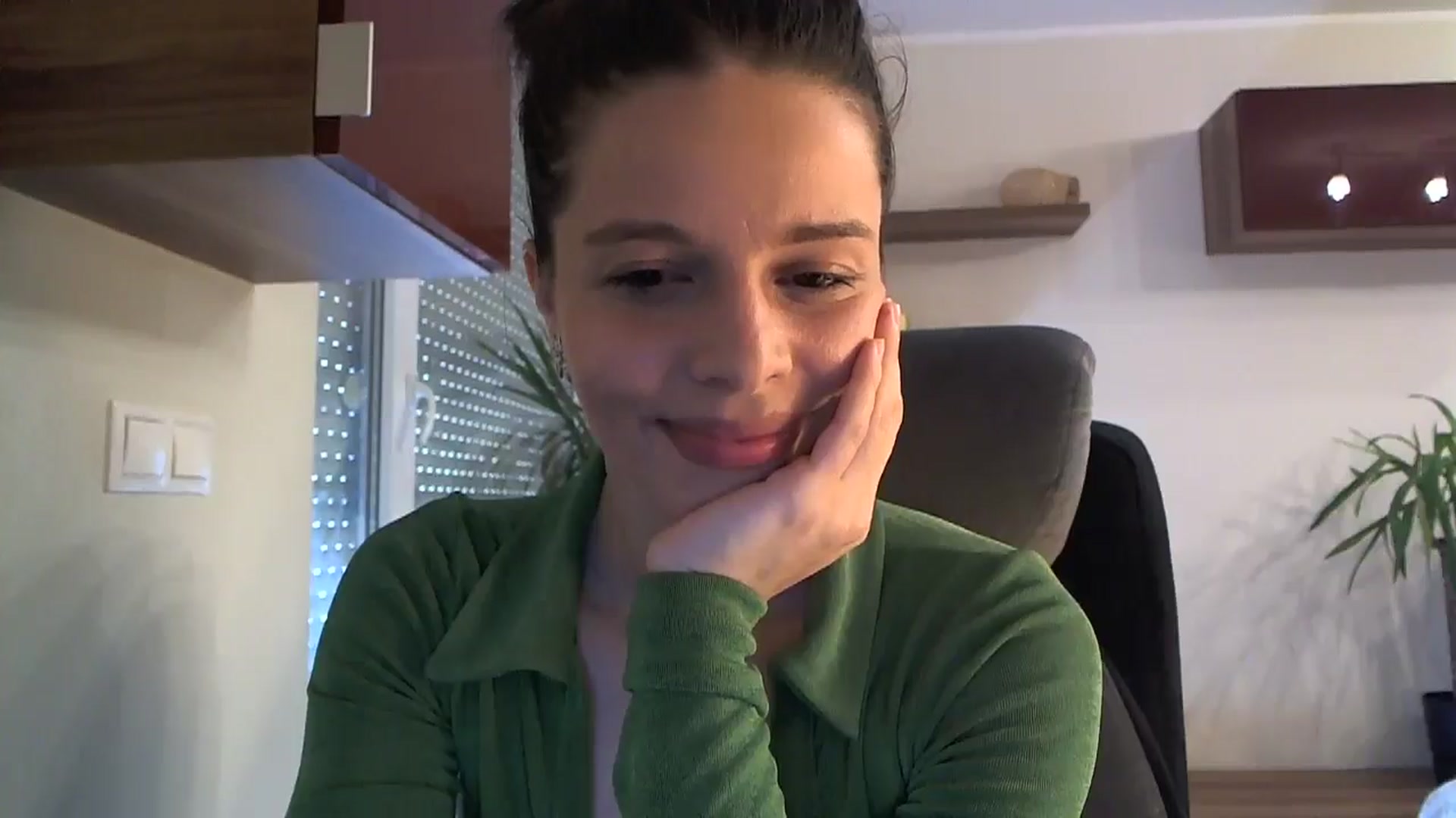 Gallery image thumbnail from Heaven_hot's myfreecams stream on, 05/17/2024, 16:09 image 18 of 20