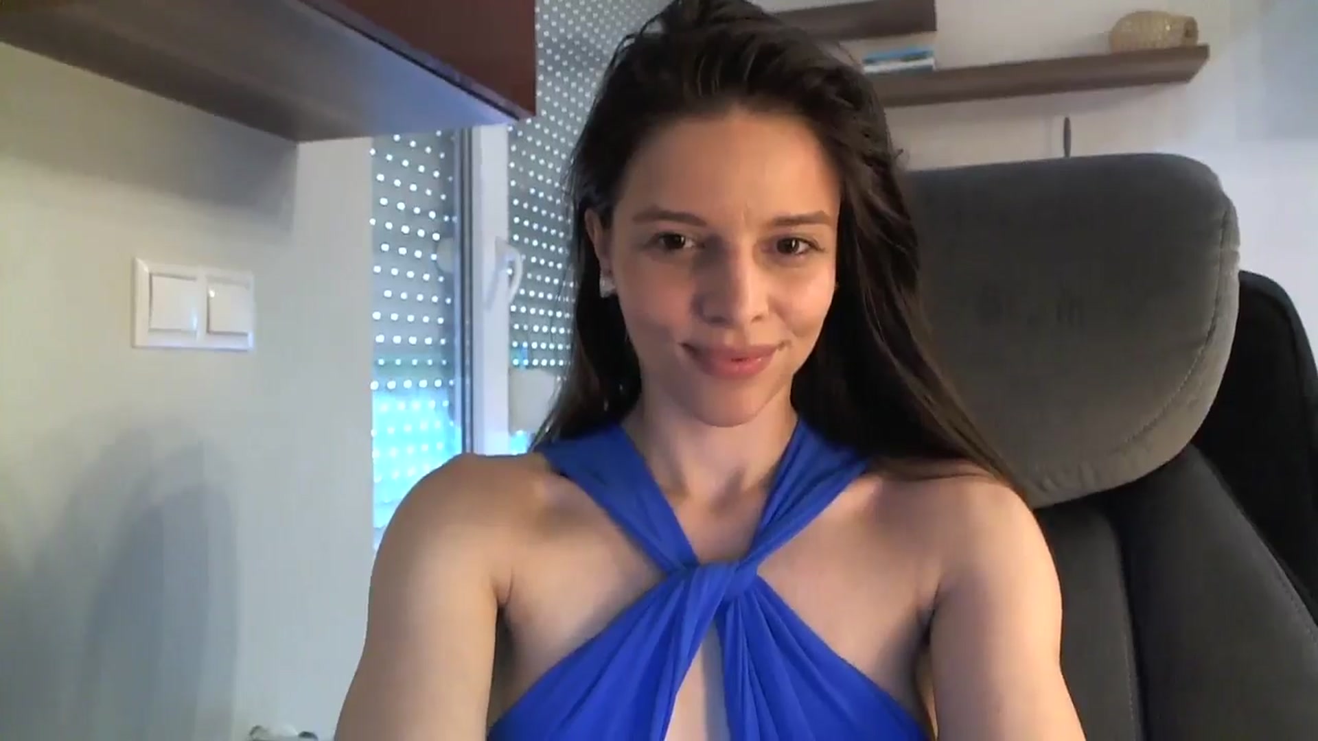 Gallery image thumbnail from Heaven_hot's myfreecams stream on, 05/19/2024, 15:34 image 13 of 20