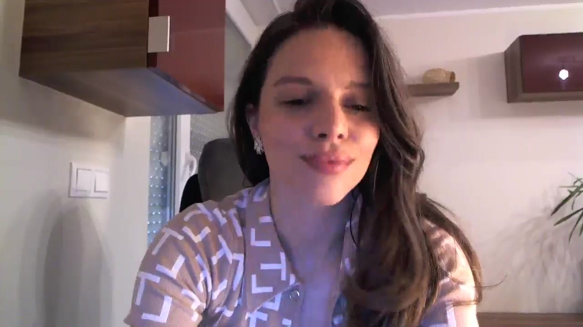 Gallery image thumbnail from Heaven_hot's myfreecams stream on, 05/22/2024, 17:32 image 17 of 20