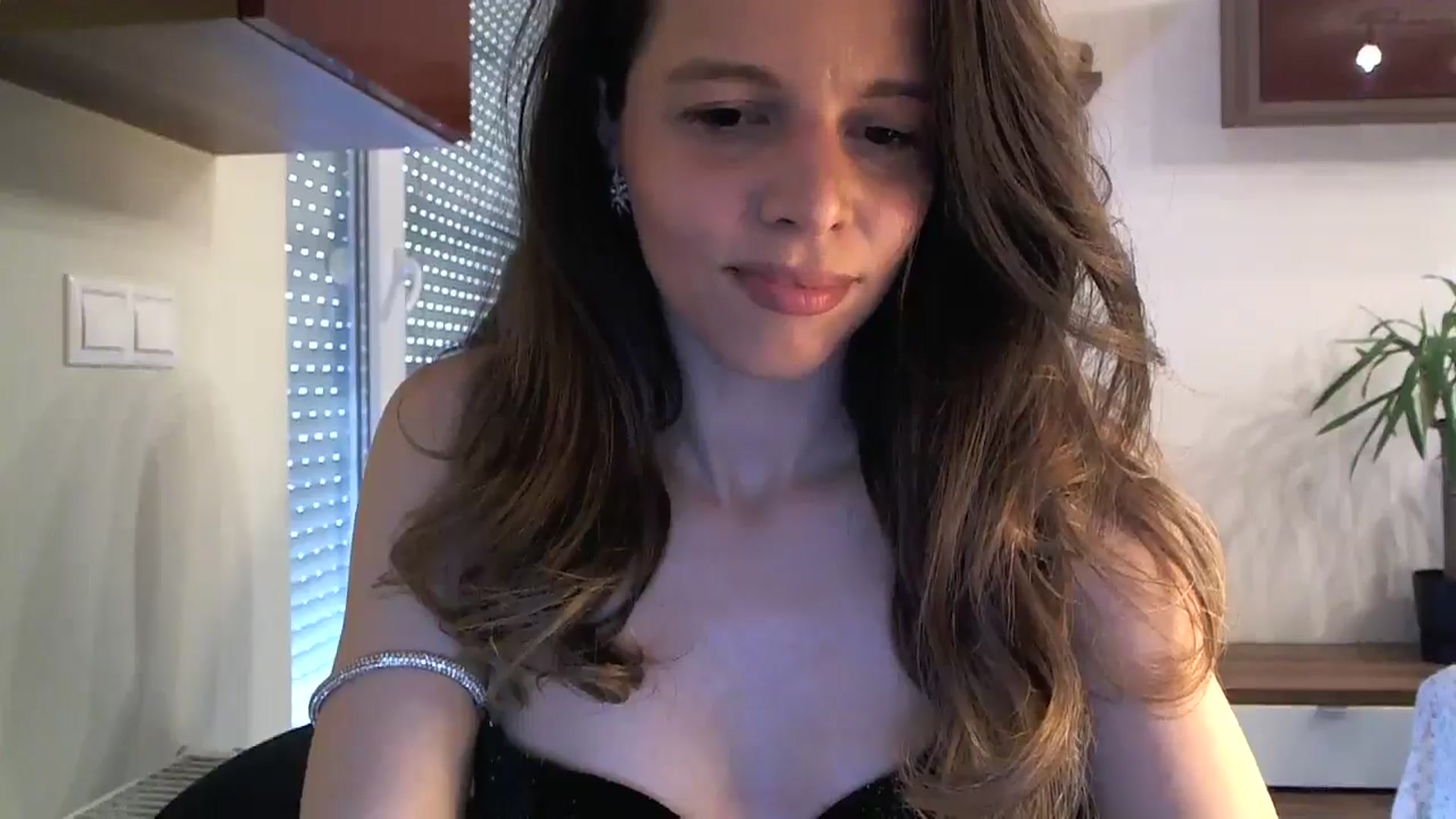 Gallery image thumbnail from Heaven_hot's myfreecams stream on, 05/23/2024, 14:22 image 14 of 20