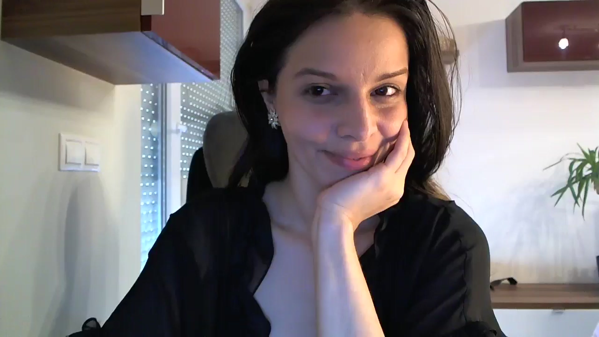Gallery image thumbnail from Heaven_hot's myfreecams stream on, 06/01/2024, 13:26 image 7 of 20