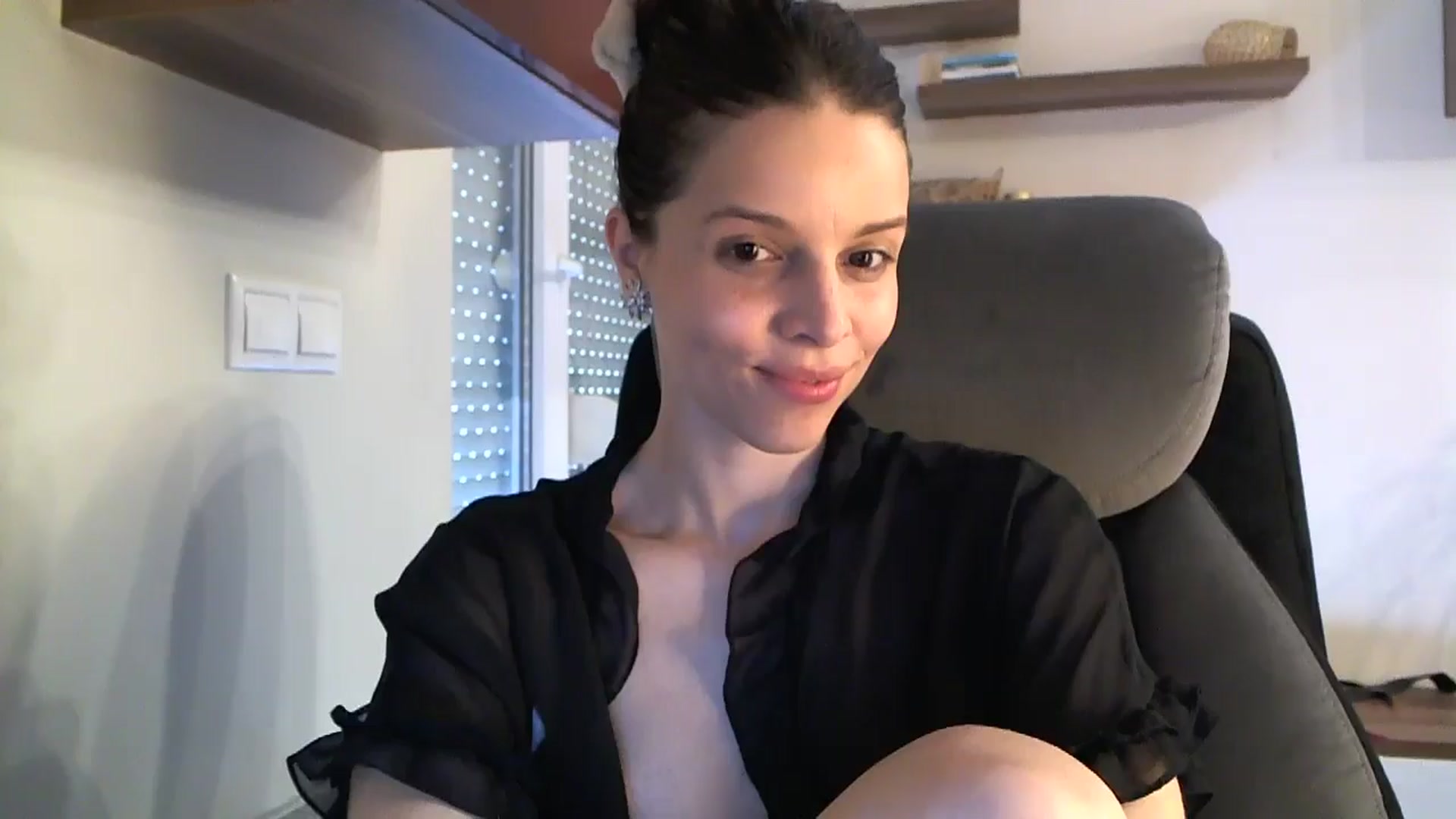 Gallery image thumbnail from Heaven_hot's myfreecams stream on, 06/01/2024, 13:26 image 17 of 20