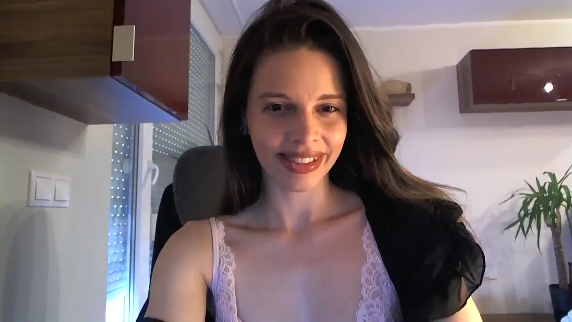 Gallery image thumbnail from Heaven_hot's myfreecams stream on, 06/15/2024, 11:43 image 6 of 20