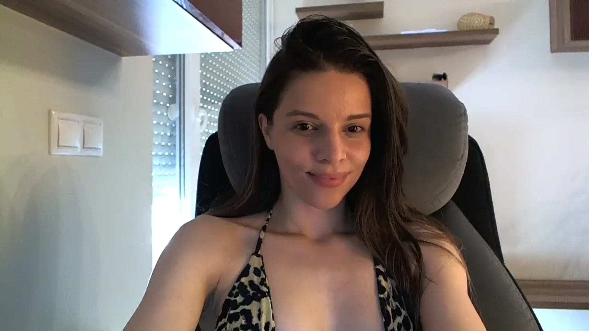 Gallery image thumbnail from Heaven_hot's myfreecams stream on, 07/01/2024, 15:32 image 12 of 20