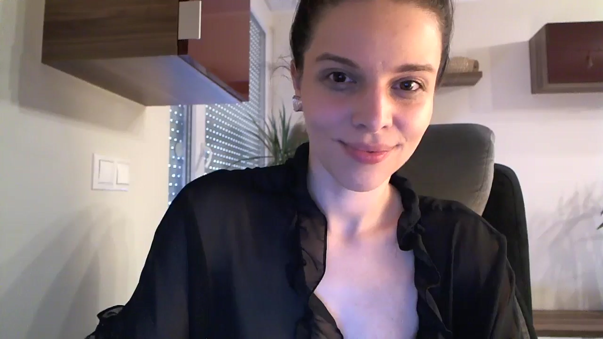 Gallery image thumbnail from Heaven_hot's myfreecams stream on, 07/06/2024, 14:36 image 9 of 20