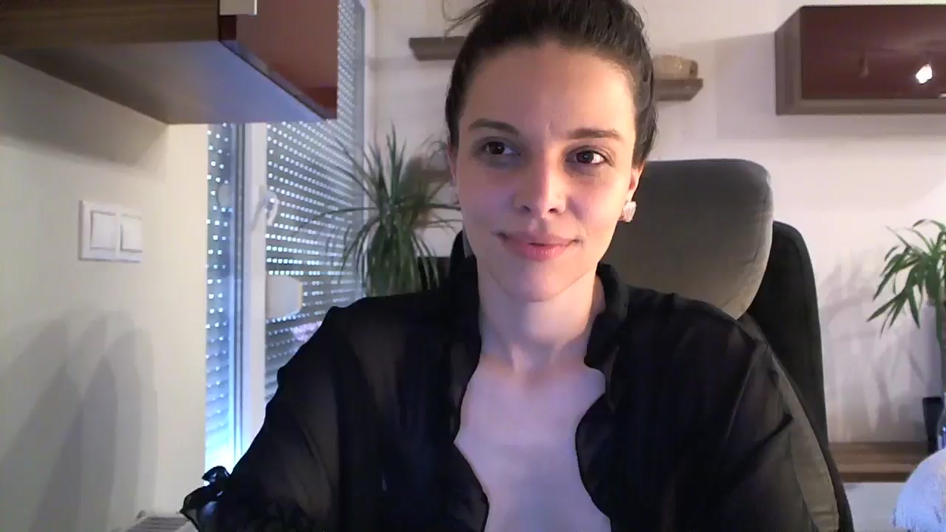 Gallery image thumbnail from Heaven_hot's myfreecams stream on, 07/06/2024, 14:36 image 1 of 20