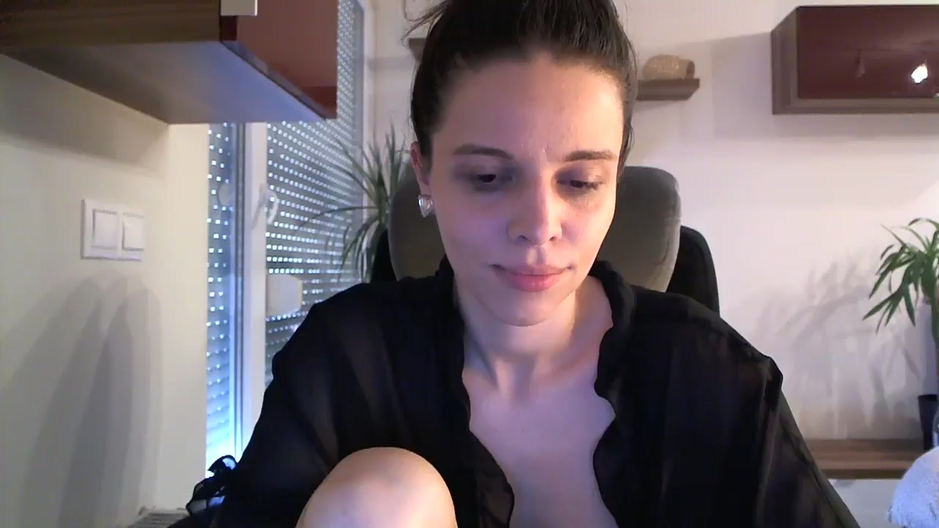 Gallery image thumbnail from Heaven_hot's myfreecams stream on, 07/06/2024, 14:36 image 4 of 20