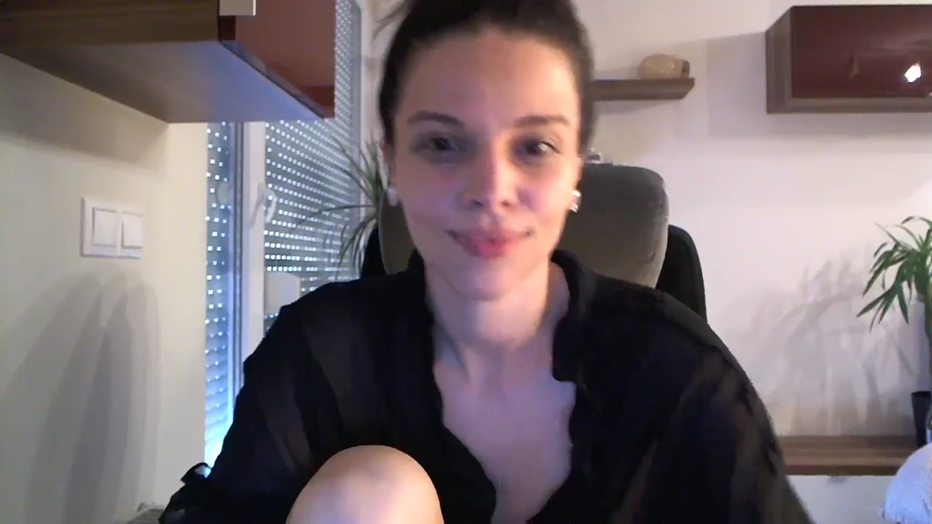 Gallery image thumbnail from Heaven_hot's myfreecams stream on, 07/06/2024, 14:36 image 8 of 20