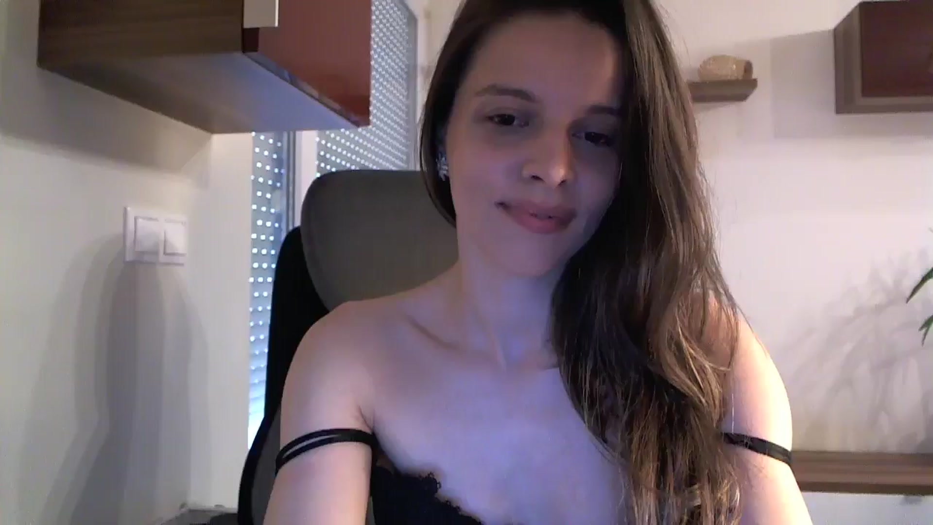 Gallery image thumbnail from Heaven_hot's myfreecams stream on, 07/14/2024, 14:48 image 15 of 20