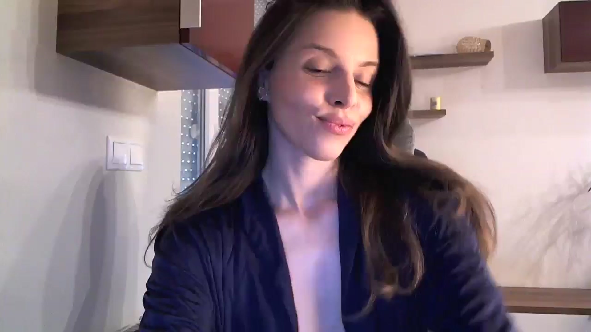 Gallery image thumbnail from Heaven_hot's myfreecams stream on, 07/20/2024, 12:46 image 4 of 20