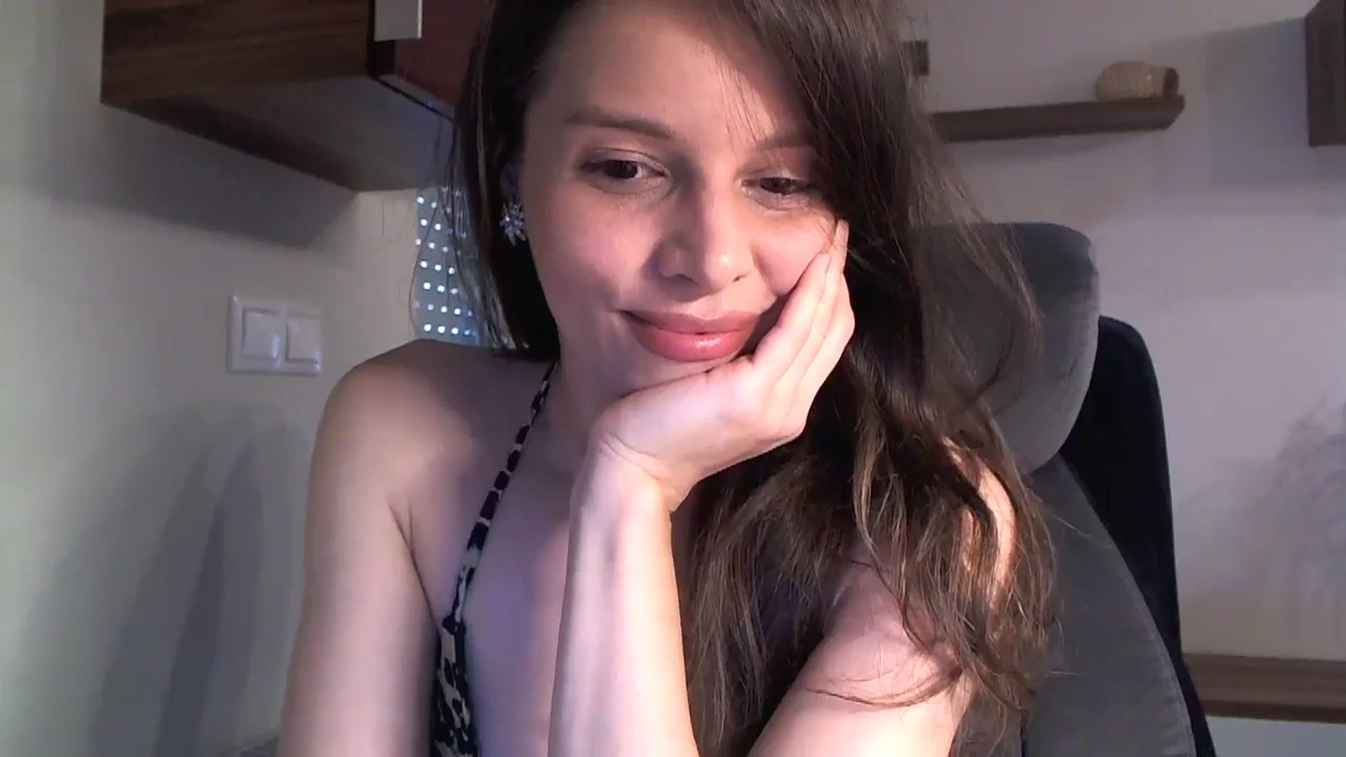 Gallery image thumbnail from Heaven_hot's myfreecams stream on, 07/26/2024, 15:10 image 16 of 20